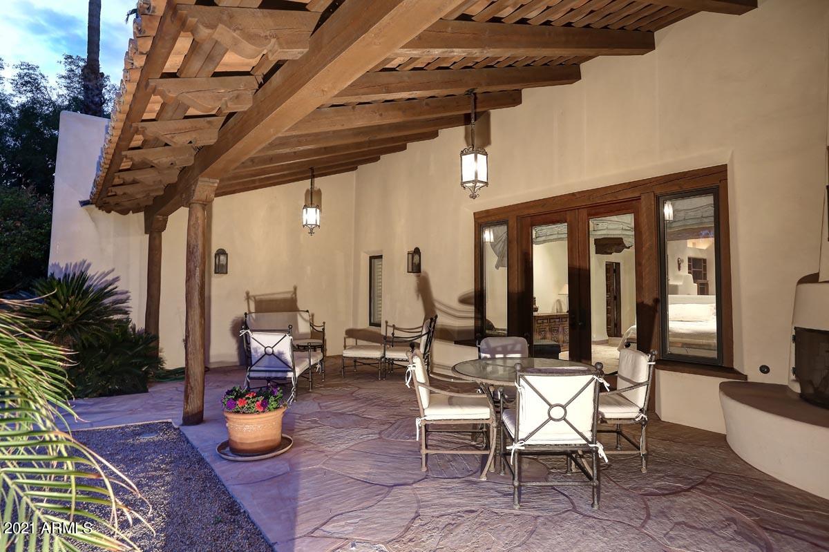 CASA BLANCA ESTATES LOT 20-37 & TR A - Residential