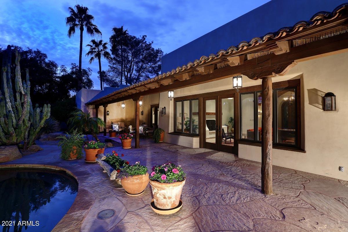 CASA BLANCA ESTATES LOT 20-37 & TR A - Residential