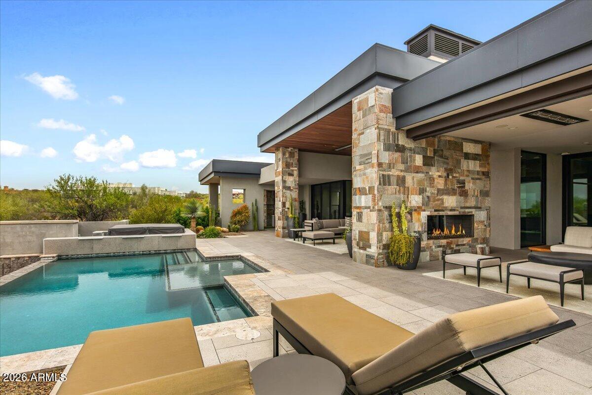 MIRABEl Club - Residential