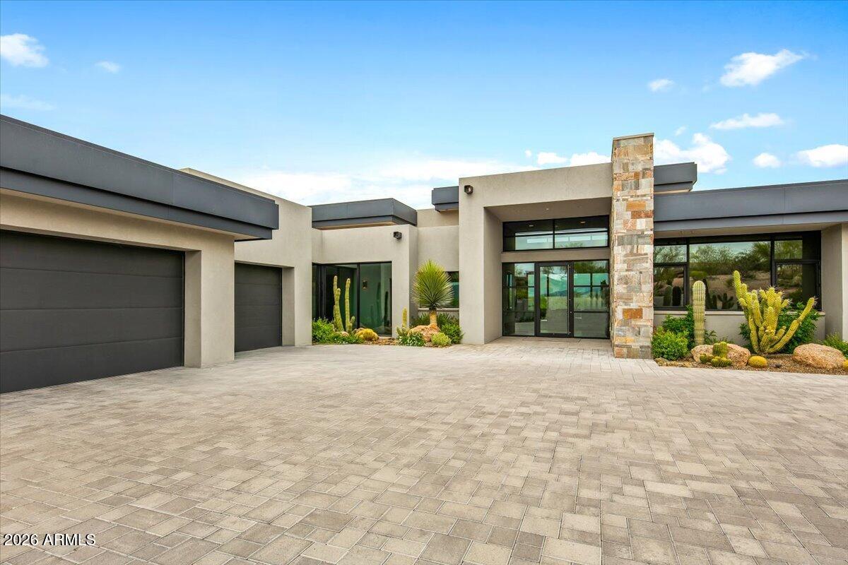MIRABEl Club - Residential