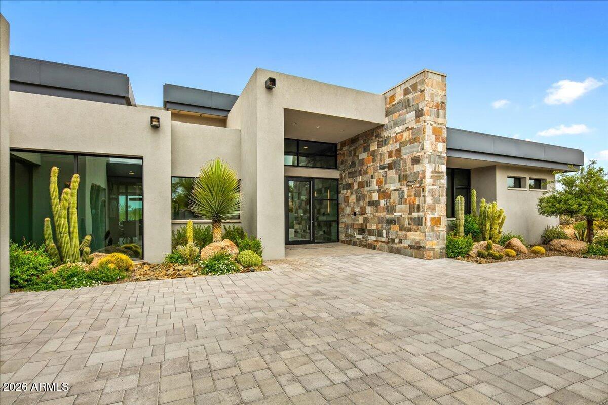 MIRABEl Club - Residential