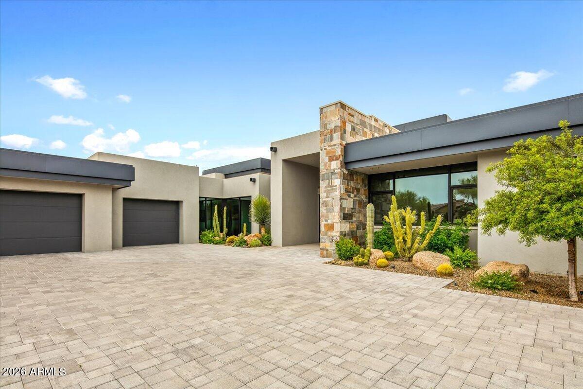 MIRABEl Club - Residential