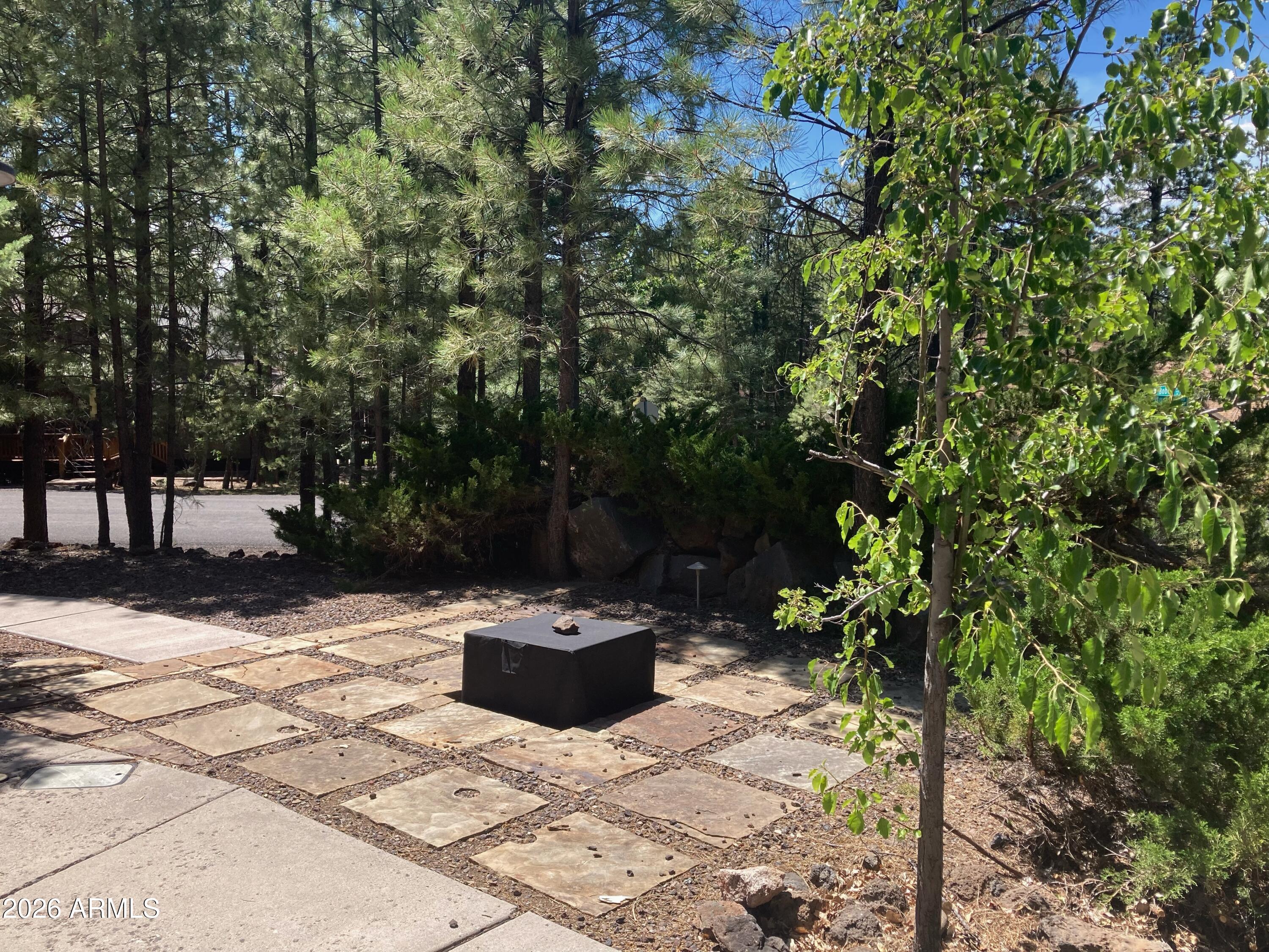 PINEWOOD 14 - Residential
