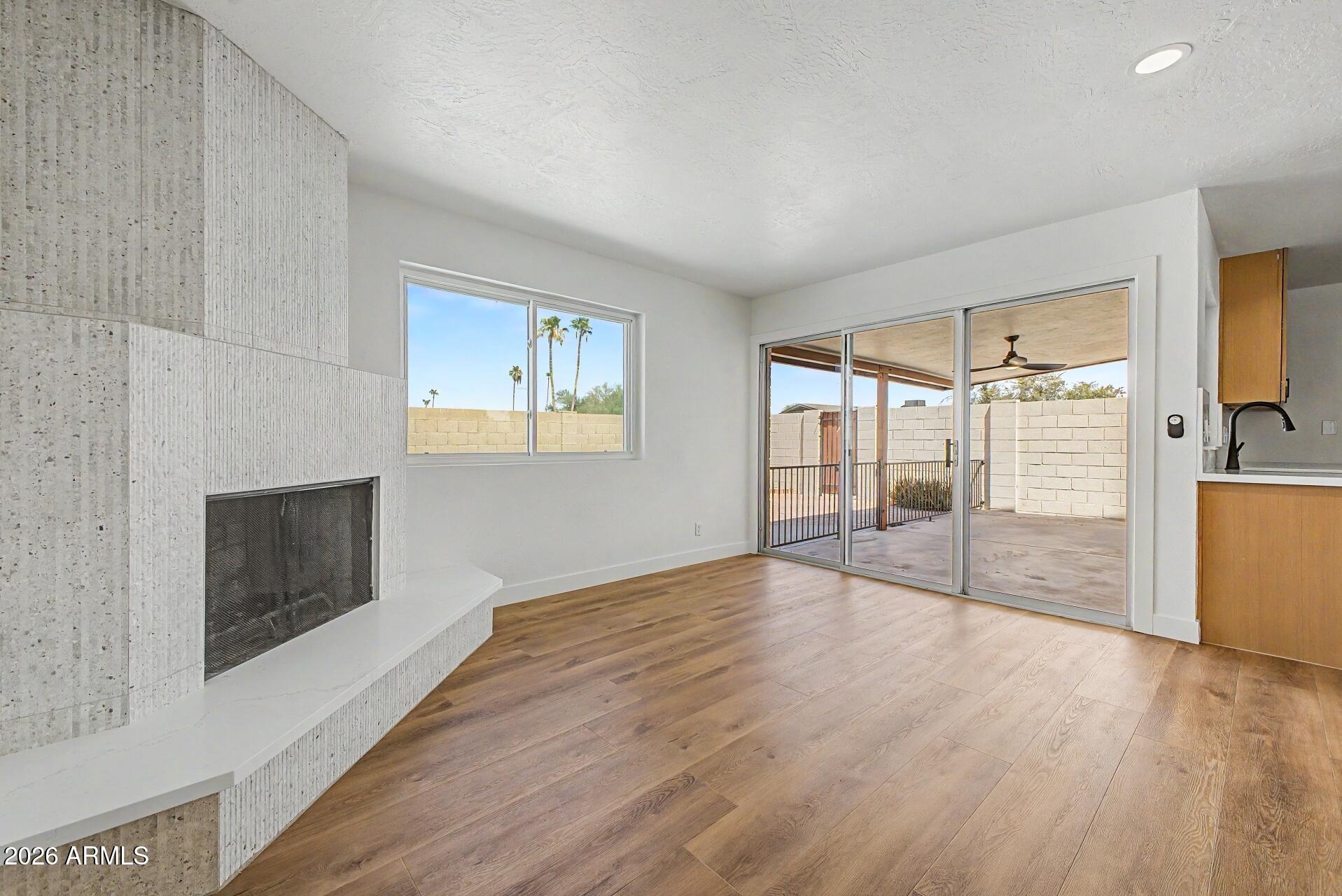 MELROSE PARK PARADISE - Residential