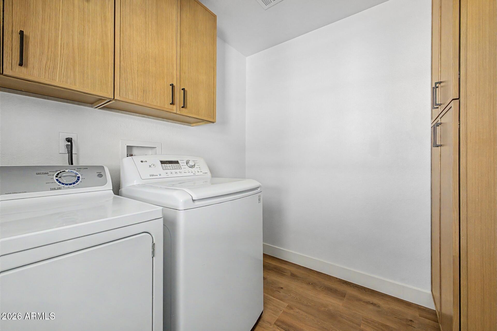 MELROSE PARK PARADISE - Residential