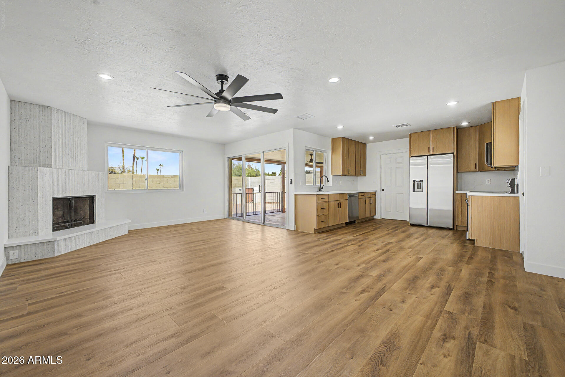 MELROSE PARK PARADISE - Residential