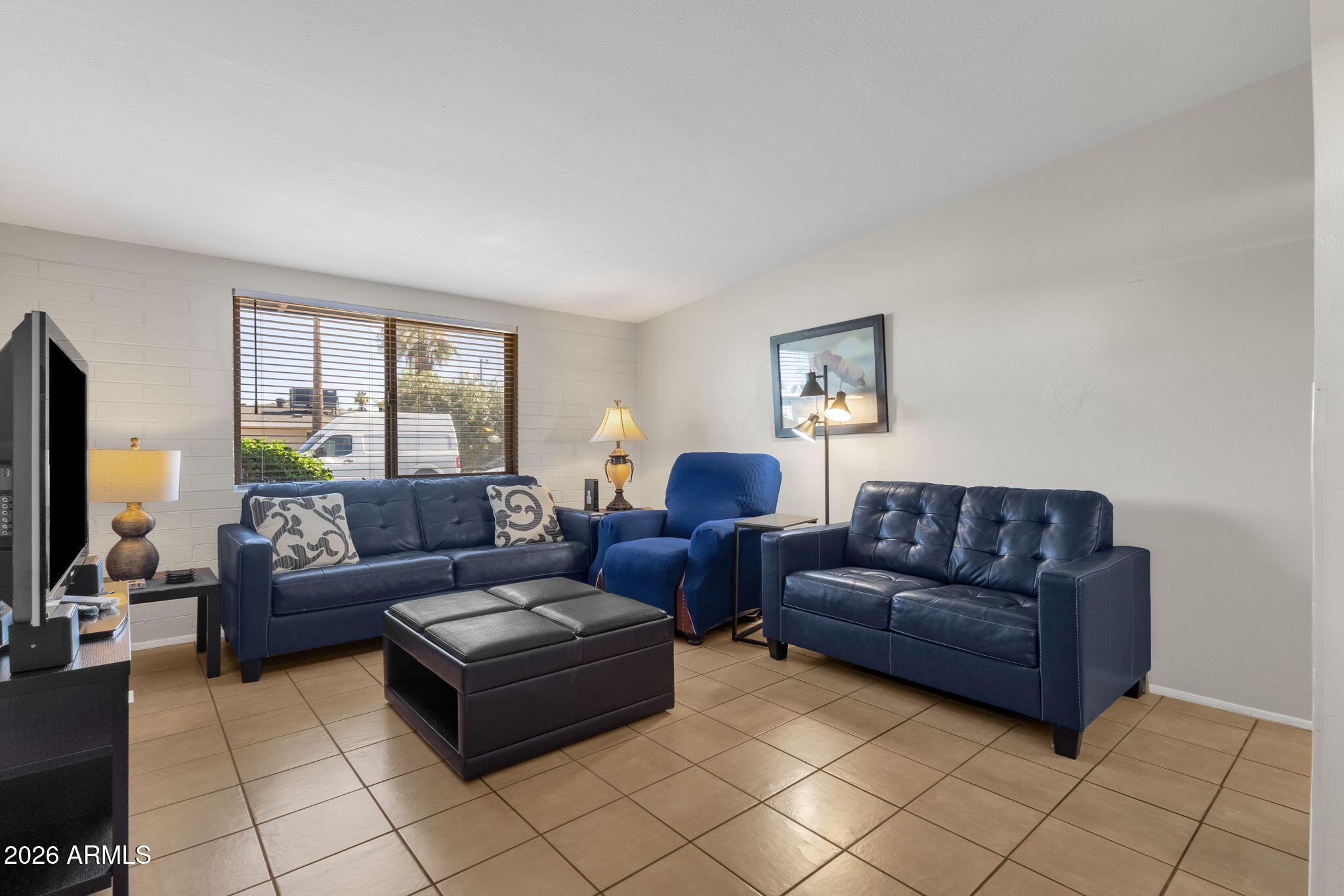 HOLIDAY PARK - Residential Income