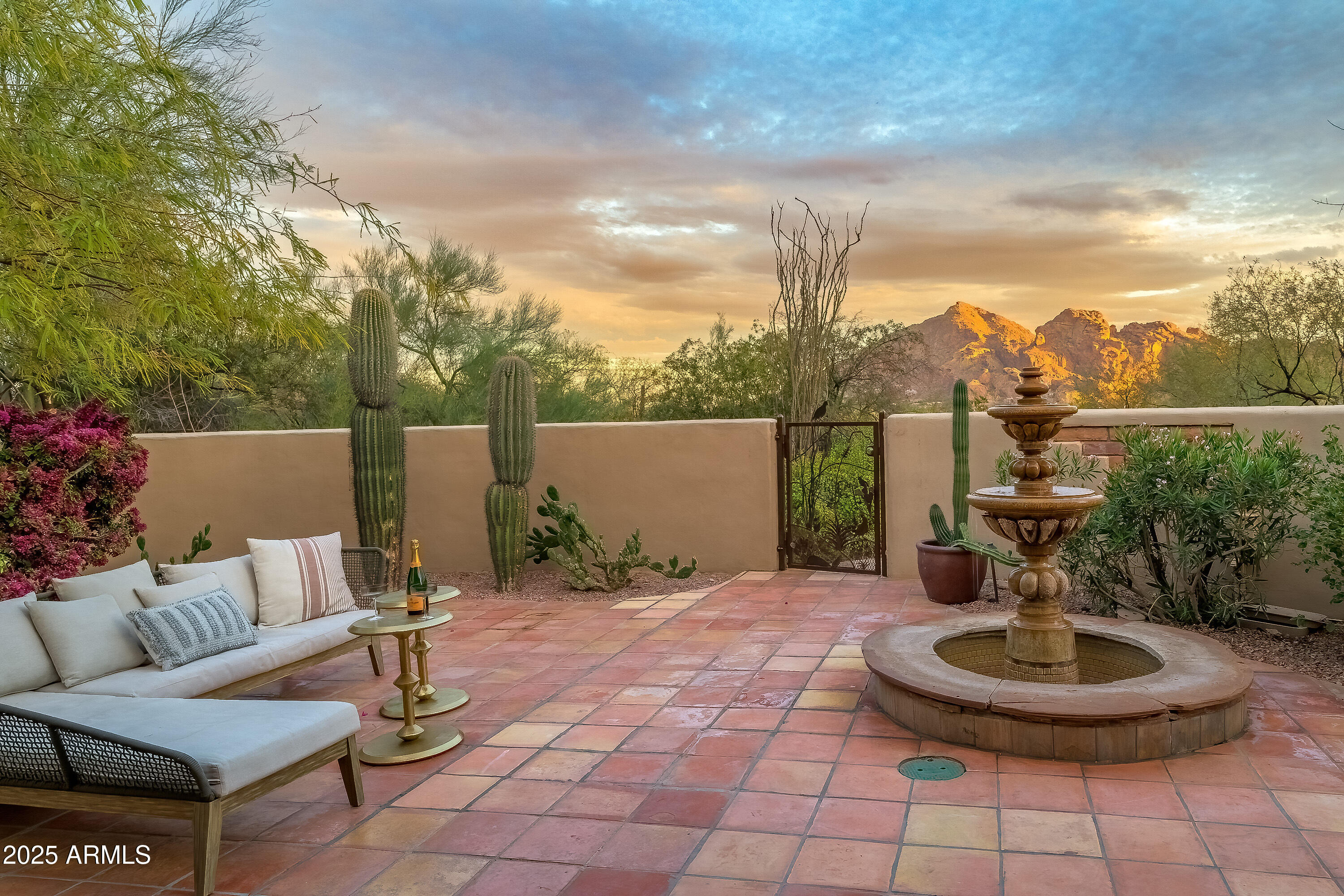 PARADISE HILLS ESTATES - Residential