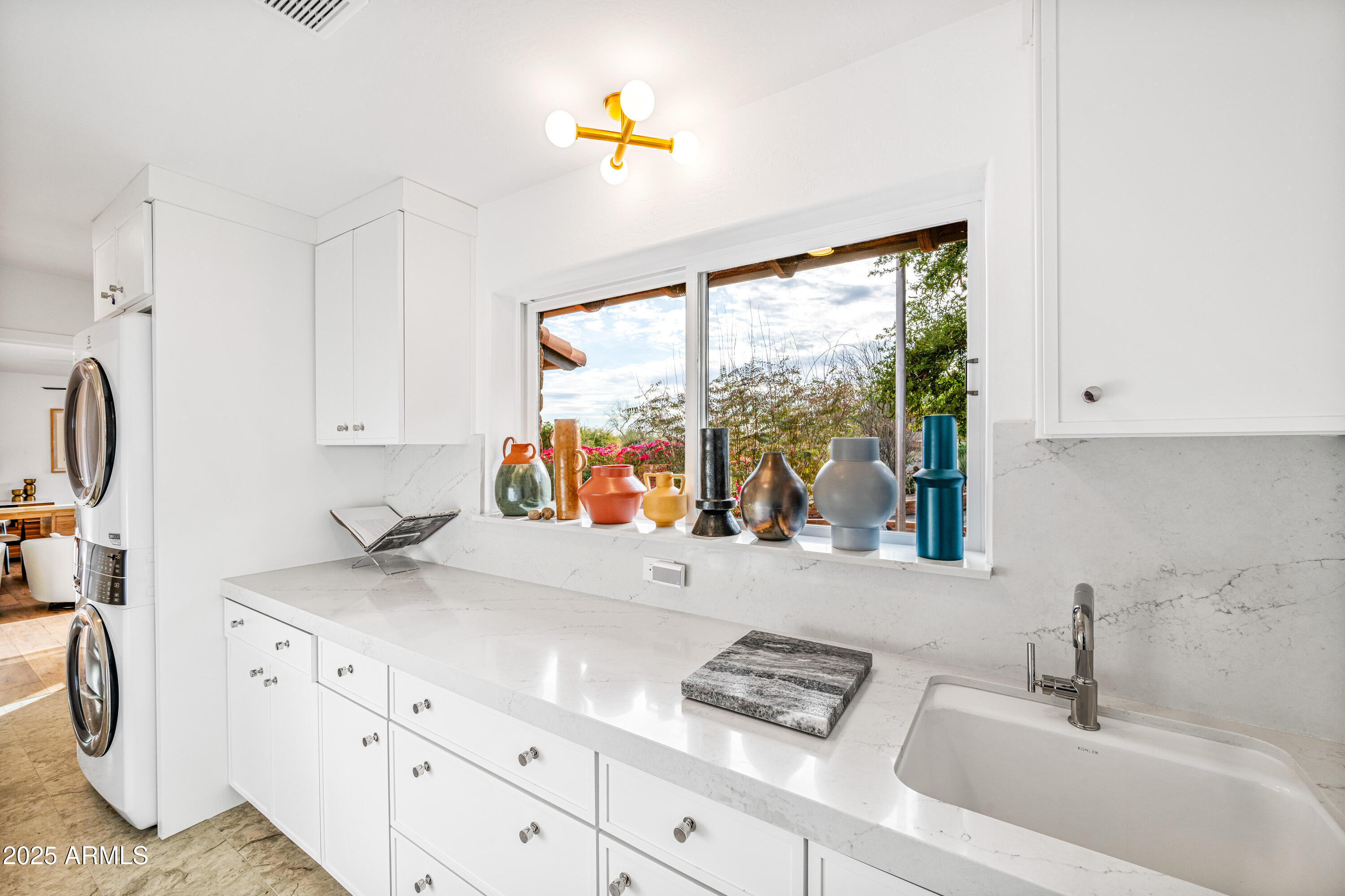 PARADISE HILLS ESTATES - Residential