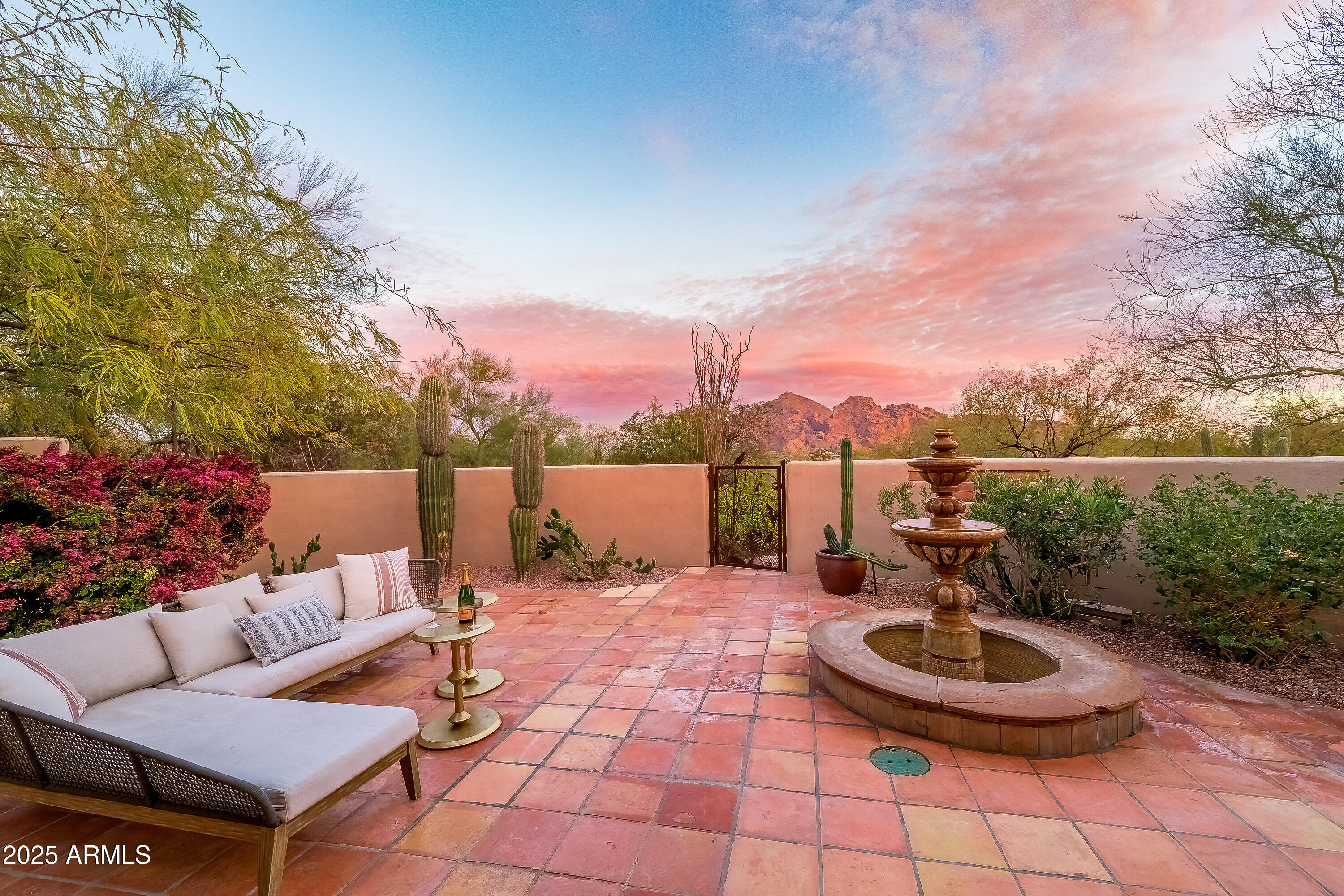 PARADISE HILLS ESTATES - Residential