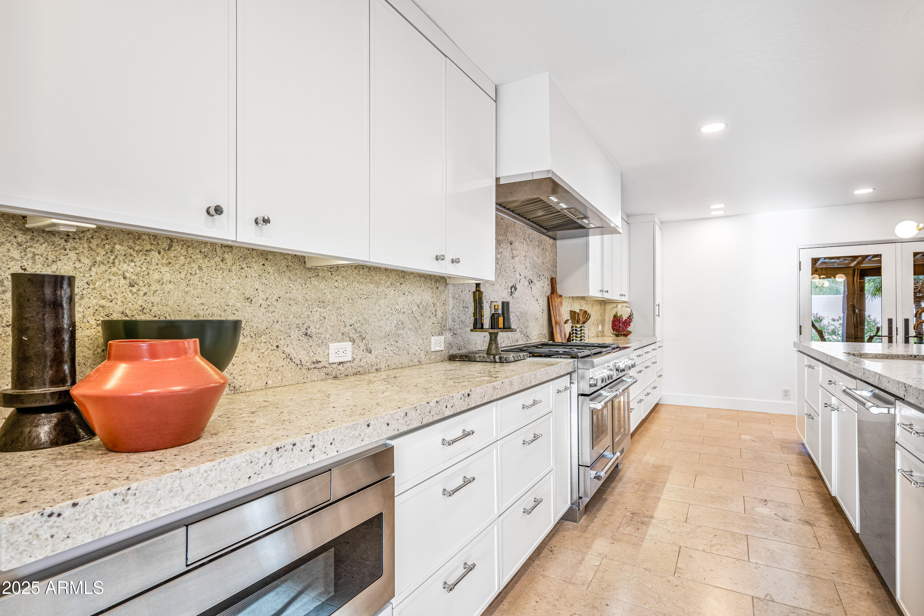 PARADISE HILLS ESTATES - Residential