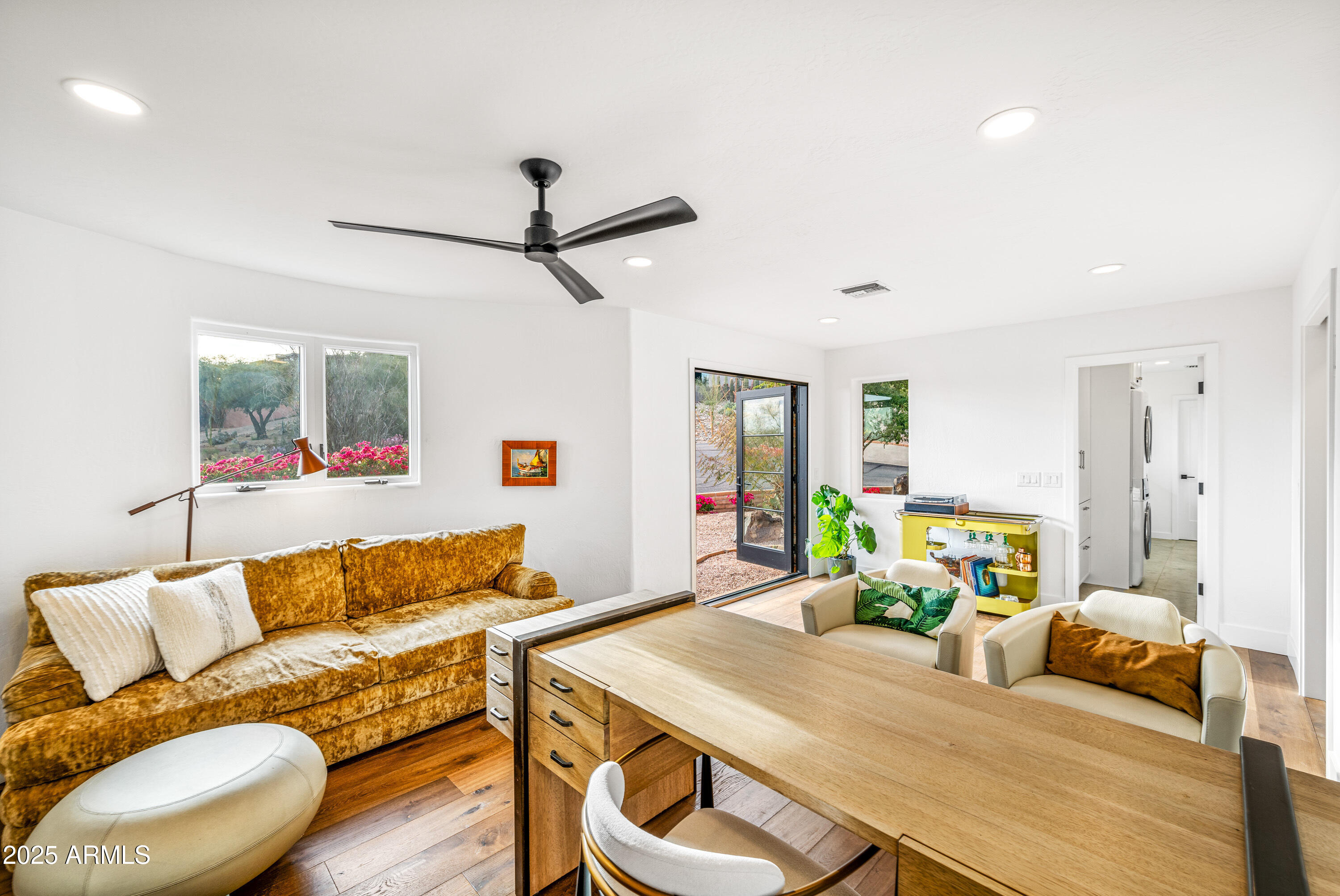 PARADISE HILLS ESTATES - Residential