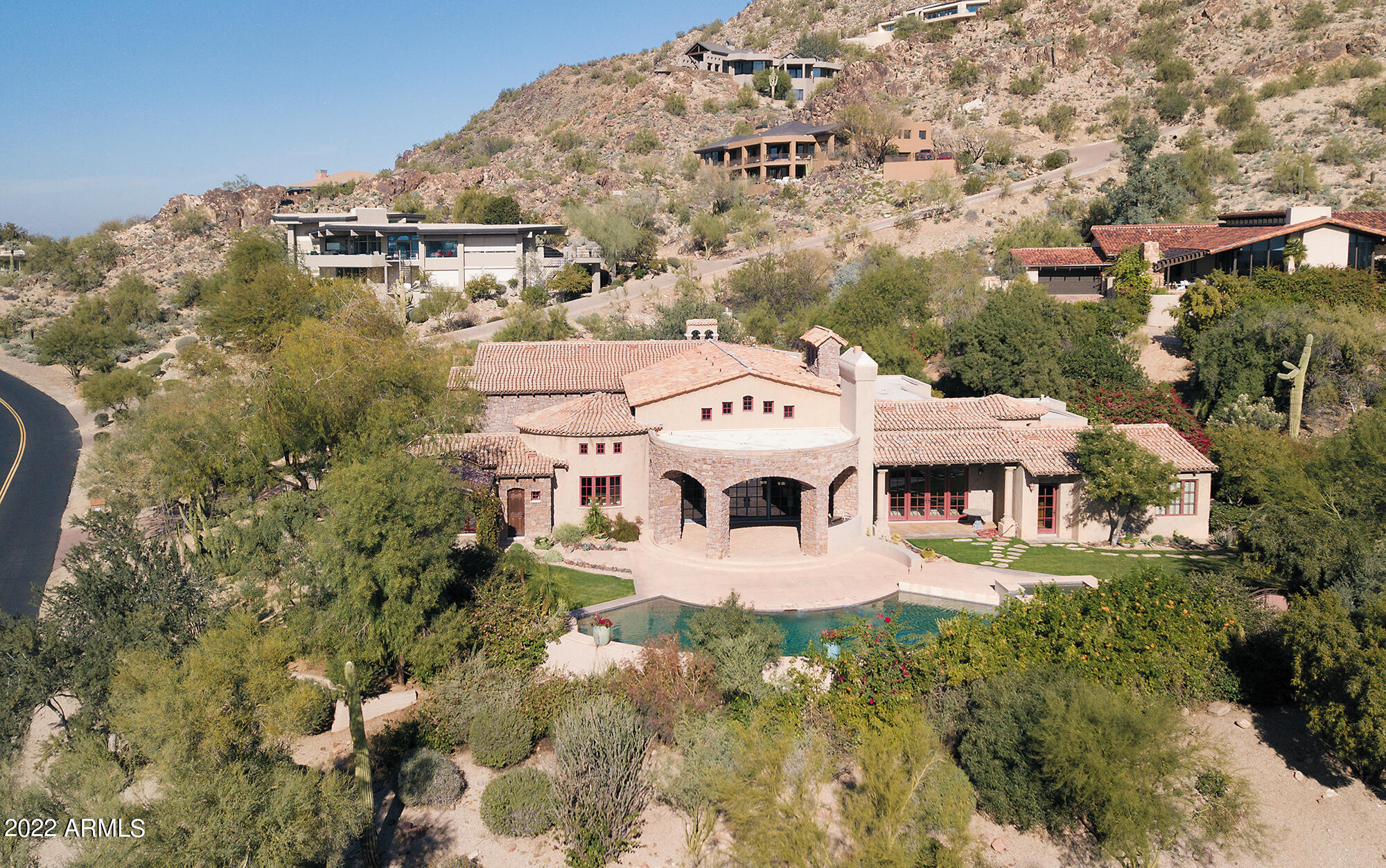 PARADISE VALLEY ESTATES - Residential