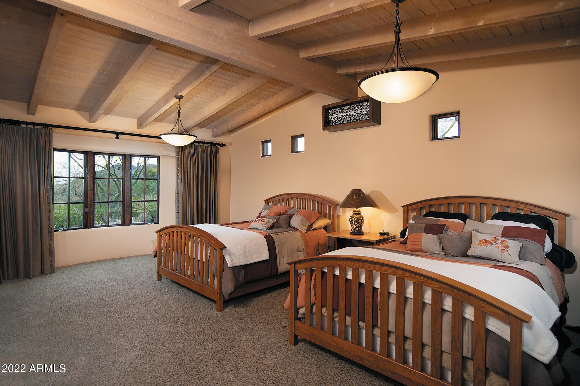 PARADISE VALLEY ESTATES - Residential