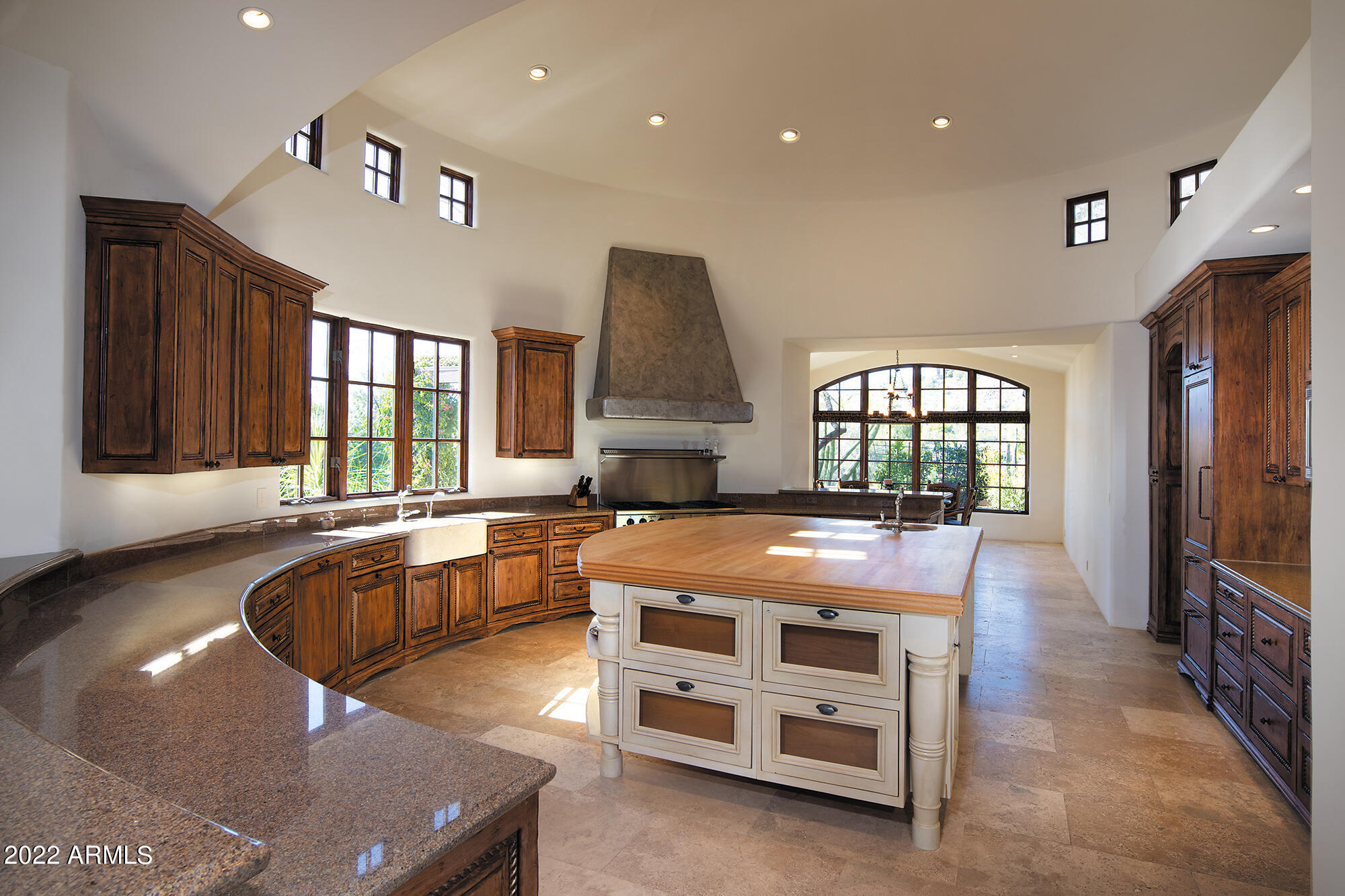 PARADISE VALLEY ESTATES - Residential
