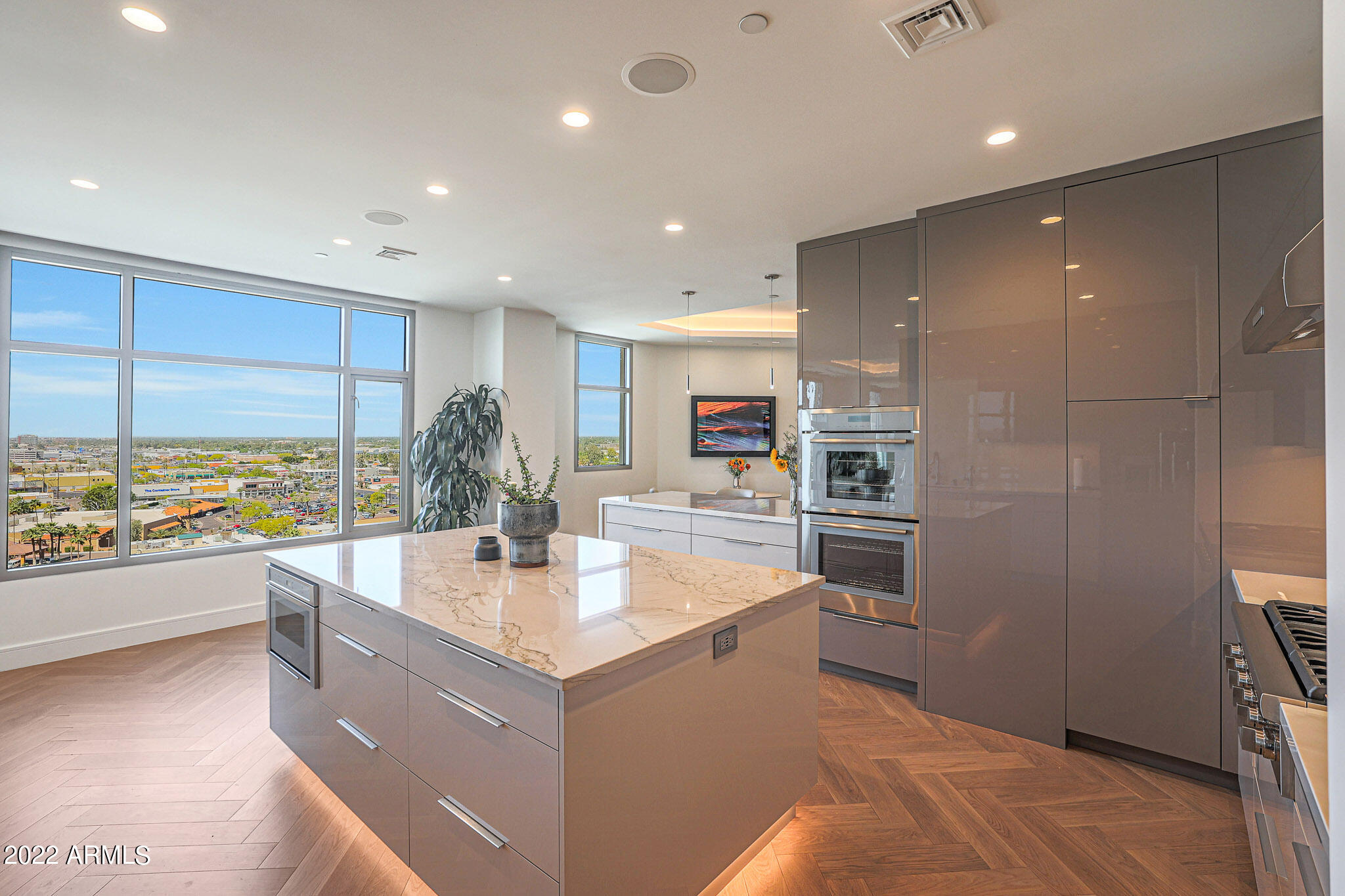 RESIDENCES AT 2211 CAMELBACK CONDOMINIUM - Residential