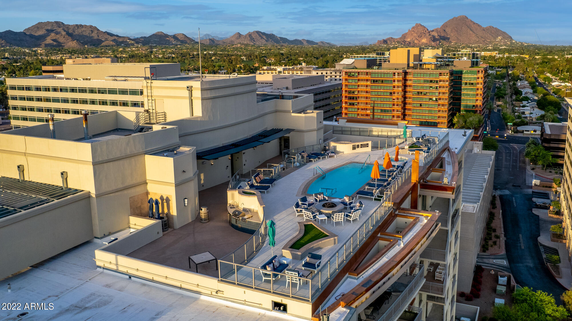 RESIDENCES AT 2211 CAMELBACK CONDOMINIUM - Residential