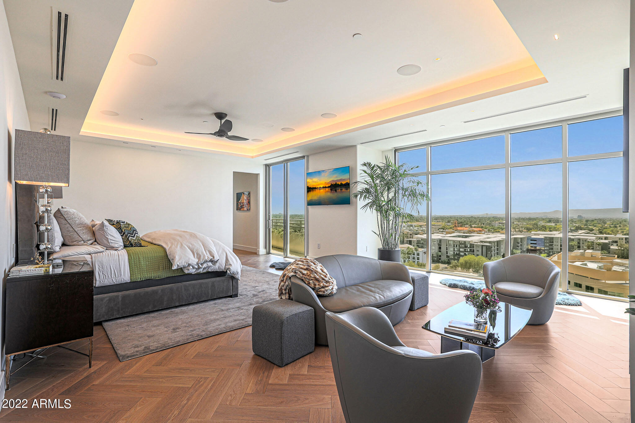 RESIDENCES AT 2211 CAMELBACK CONDOMINIUM - Residential