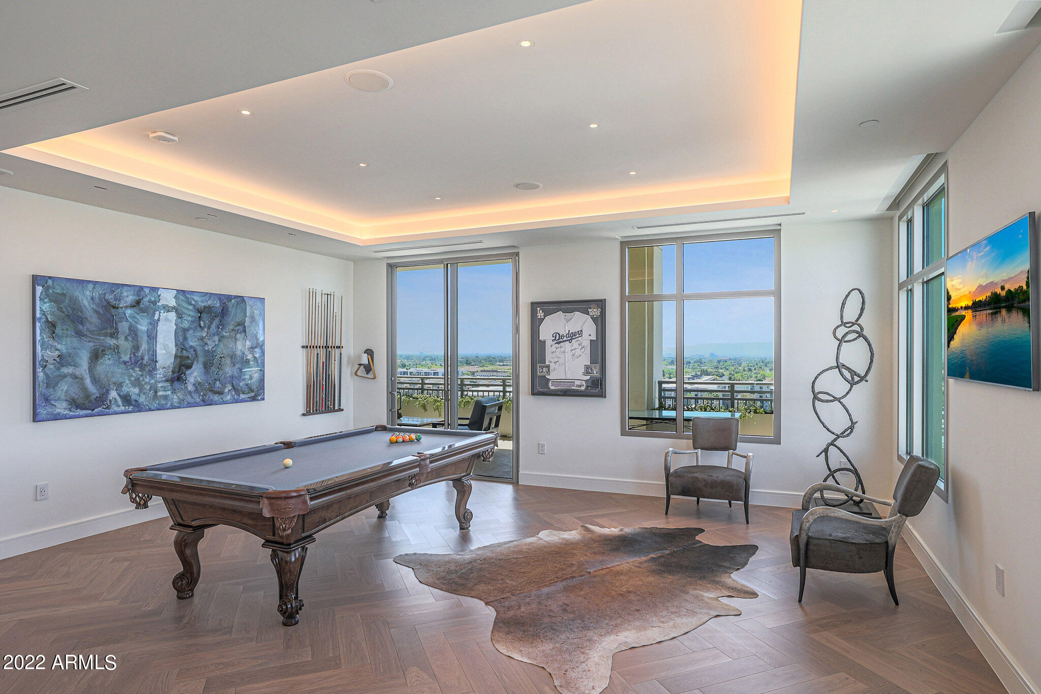 RESIDENCES AT 2211 CAMELBACK CONDOMINIUM - Residential