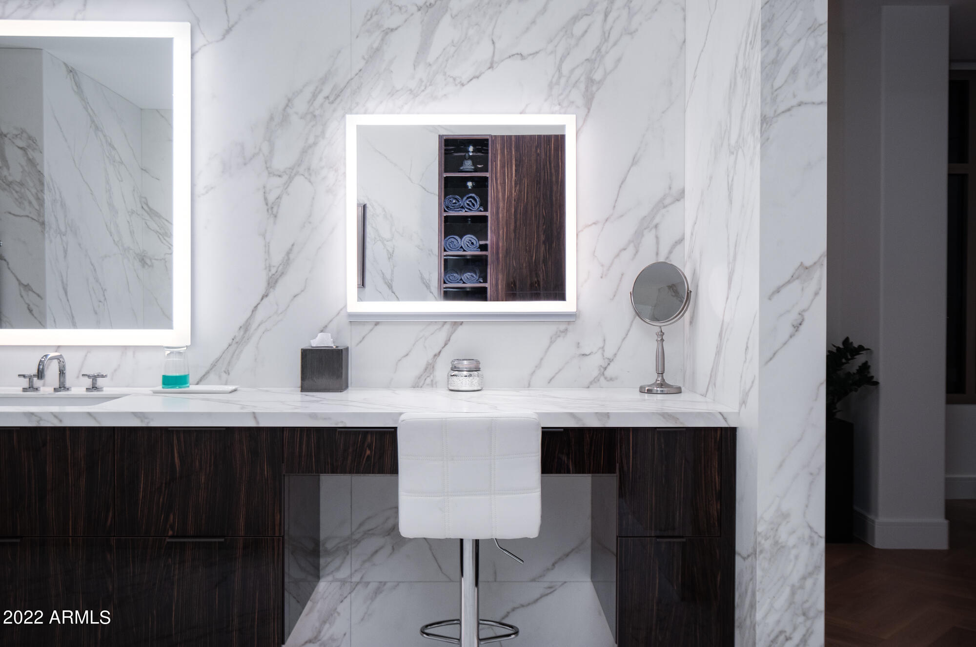 RESIDENCES AT 2211 CAMELBACK CONDOMINIUM - Residential