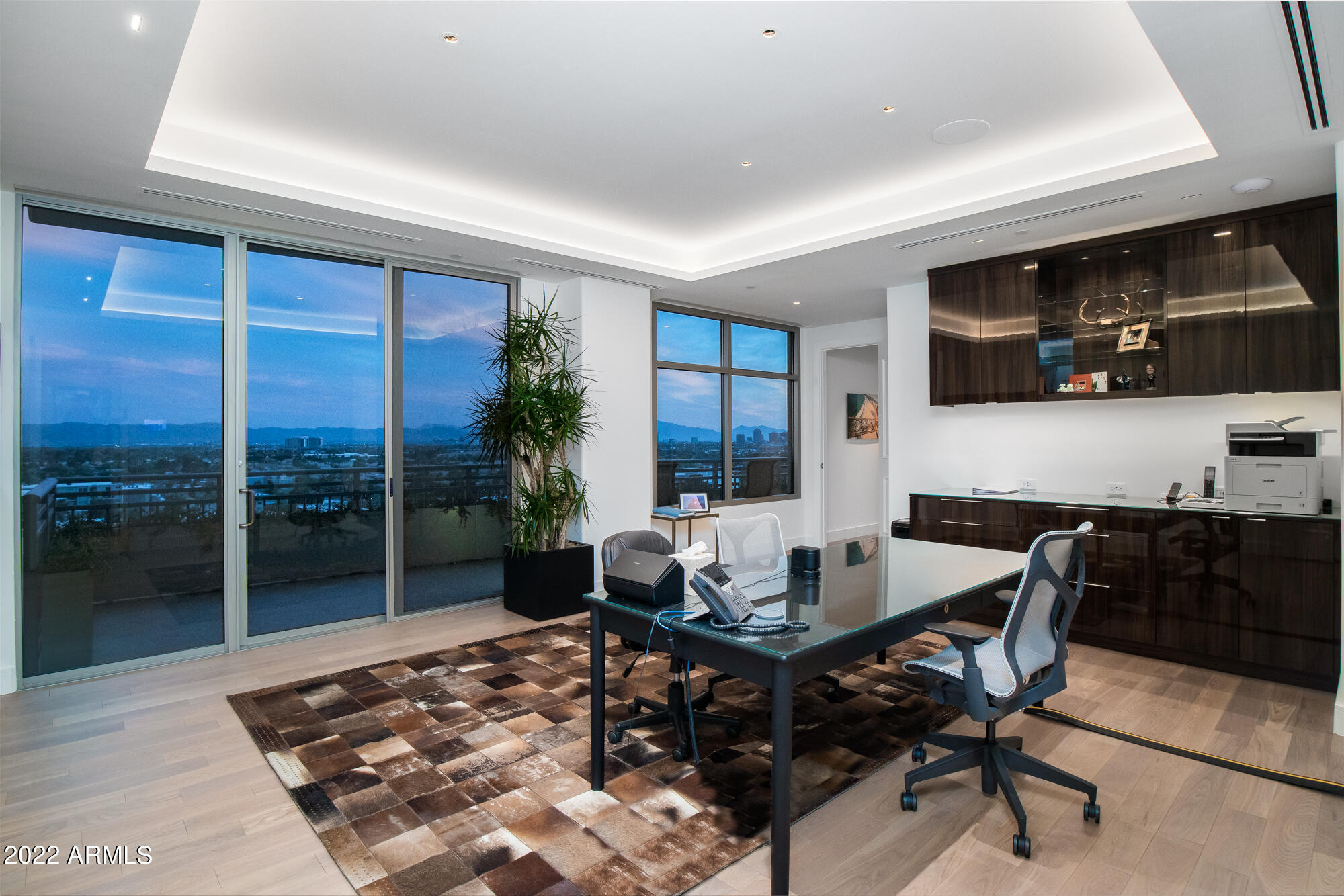 RESIDENCES AT 2211 CAMELBACK CONDOMINIUM - Residential