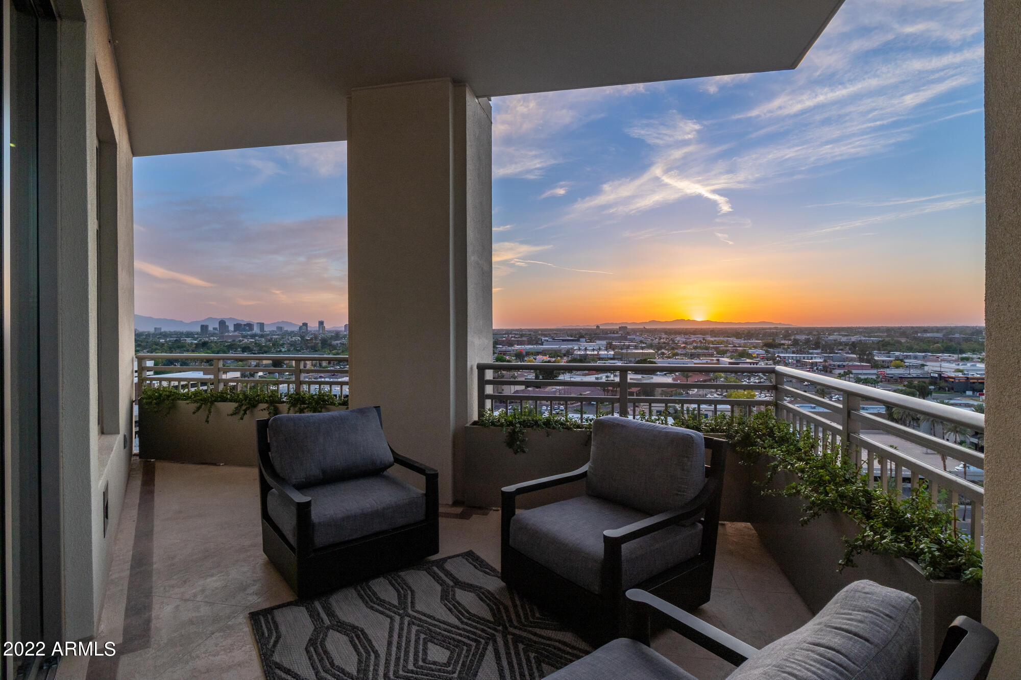 RESIDENCES AT 2211 CAMELBACK CONDOMINIUM - Residential