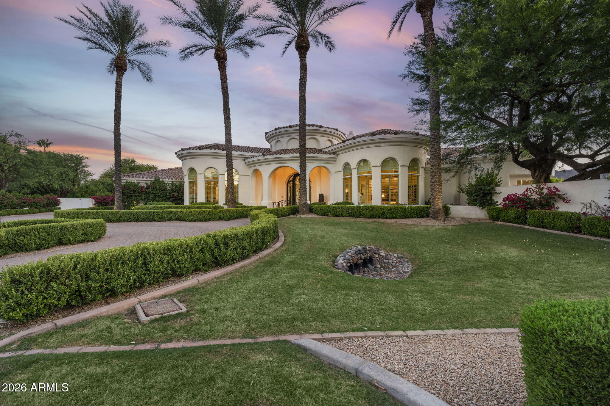 HIDDEN PARADISE - Residential