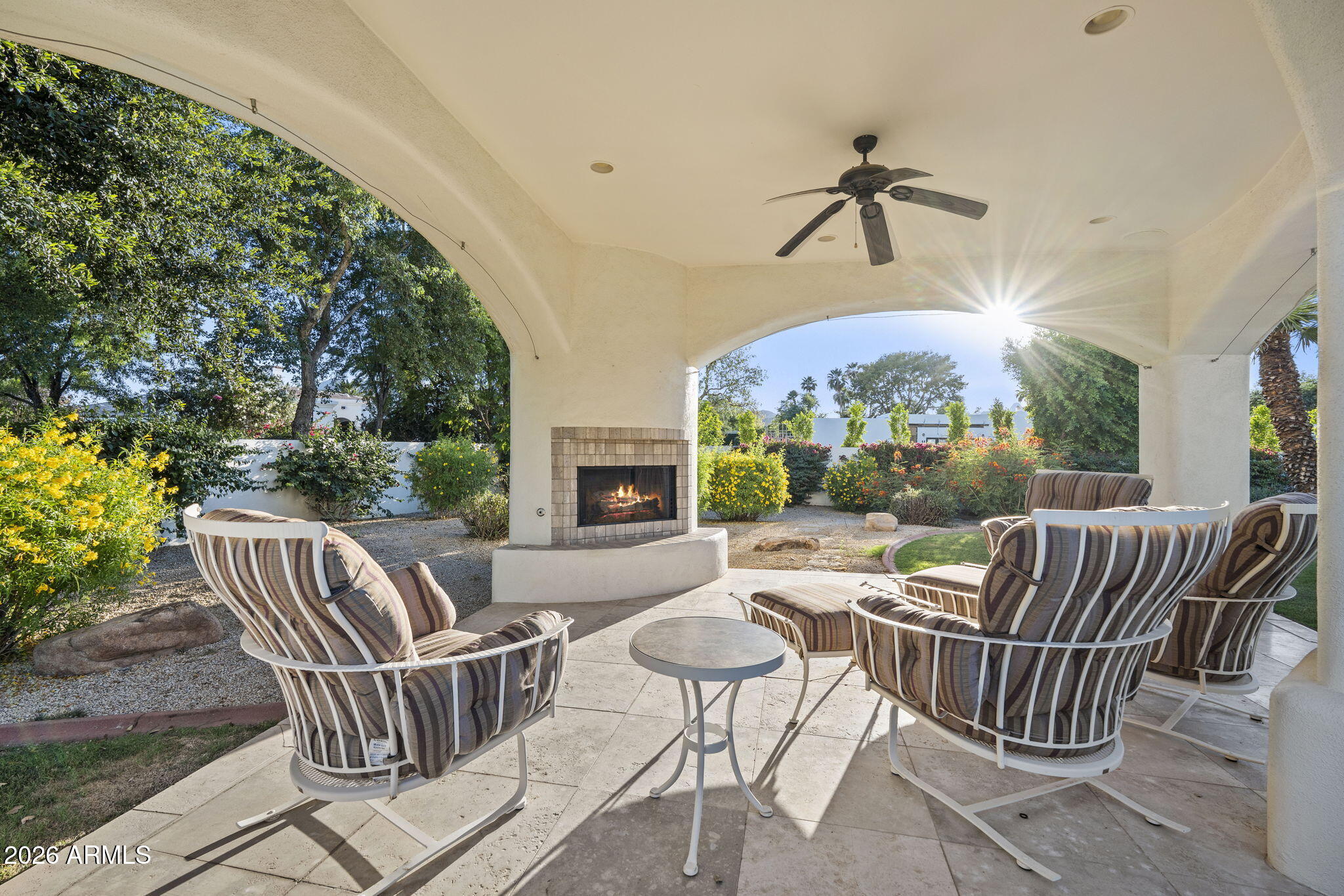 HIDDEN PARADISE - Residential