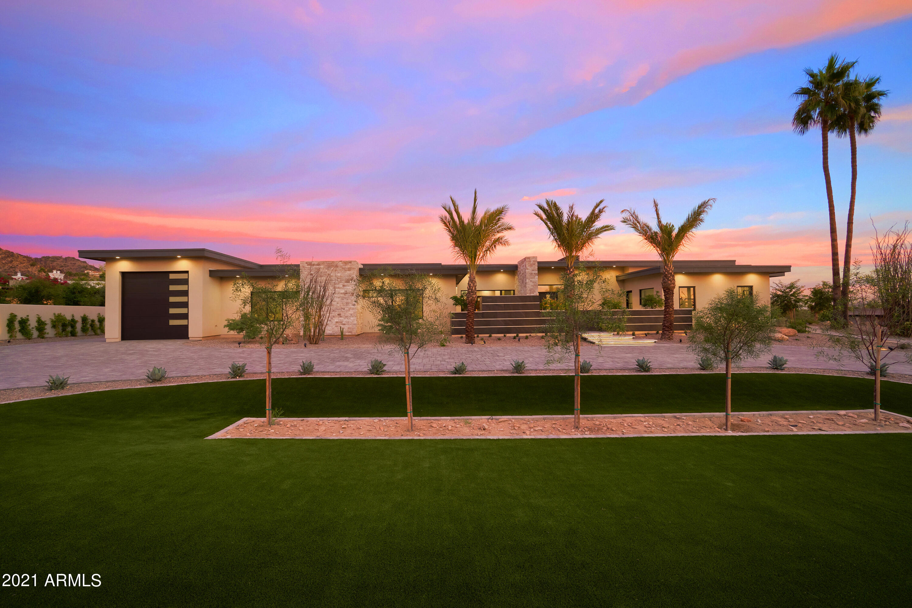 MIRADA LOS ARCOS - Residential
