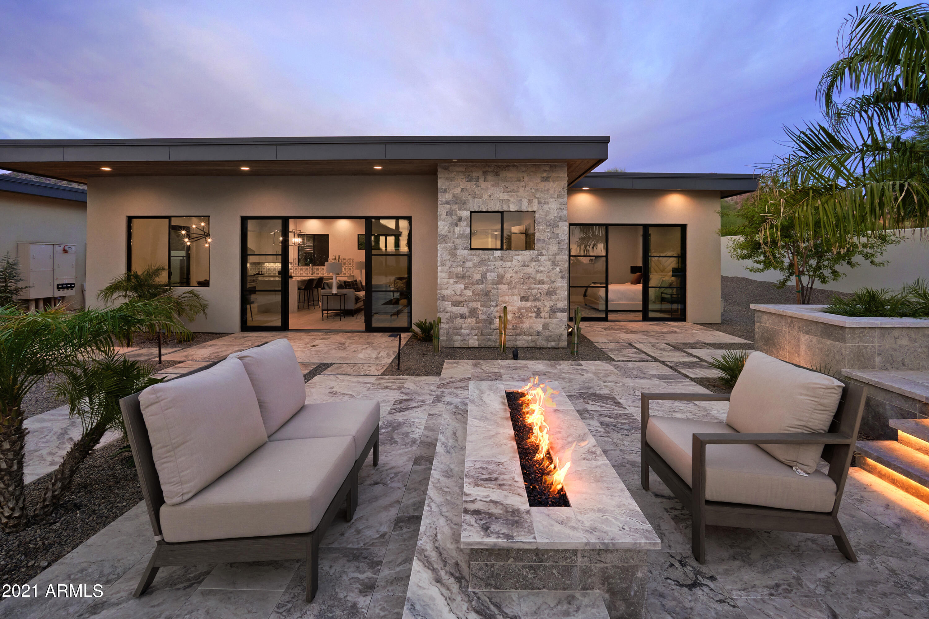 MIRADA LOS ARCOS - Residential