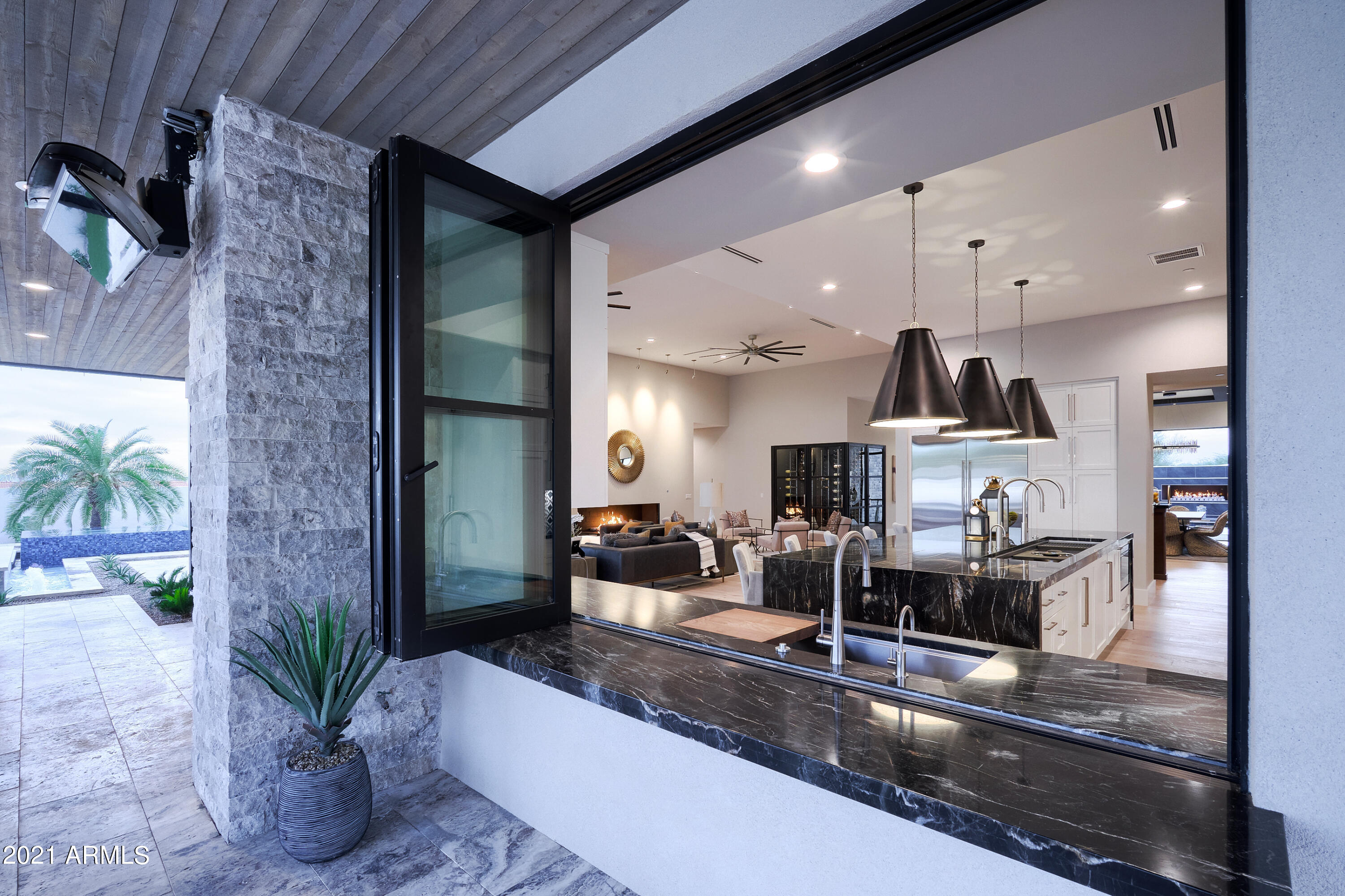 MIRADA LOS ARCOS - Residential