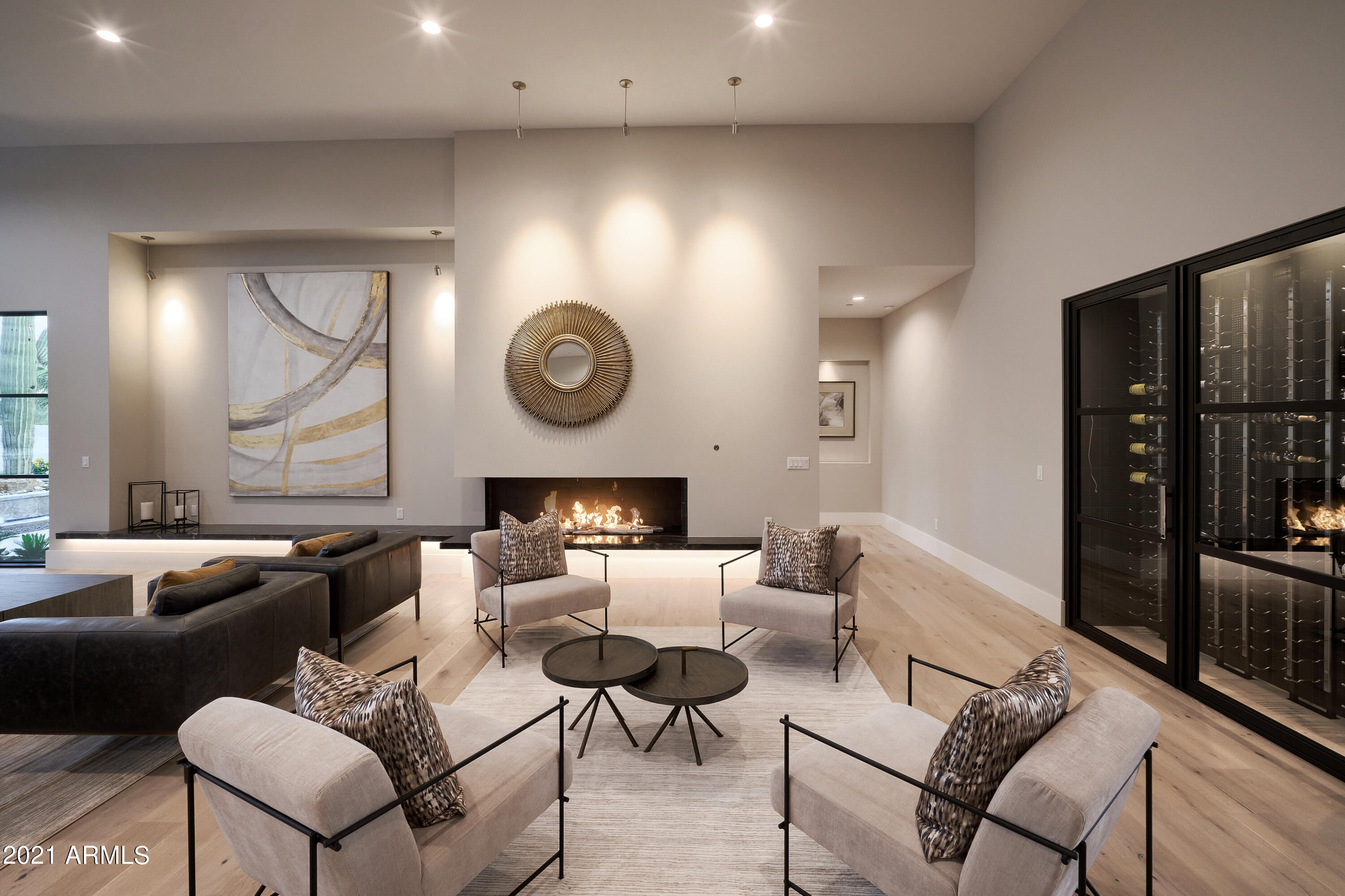 MIRADA LOS ARCOS - Residential
