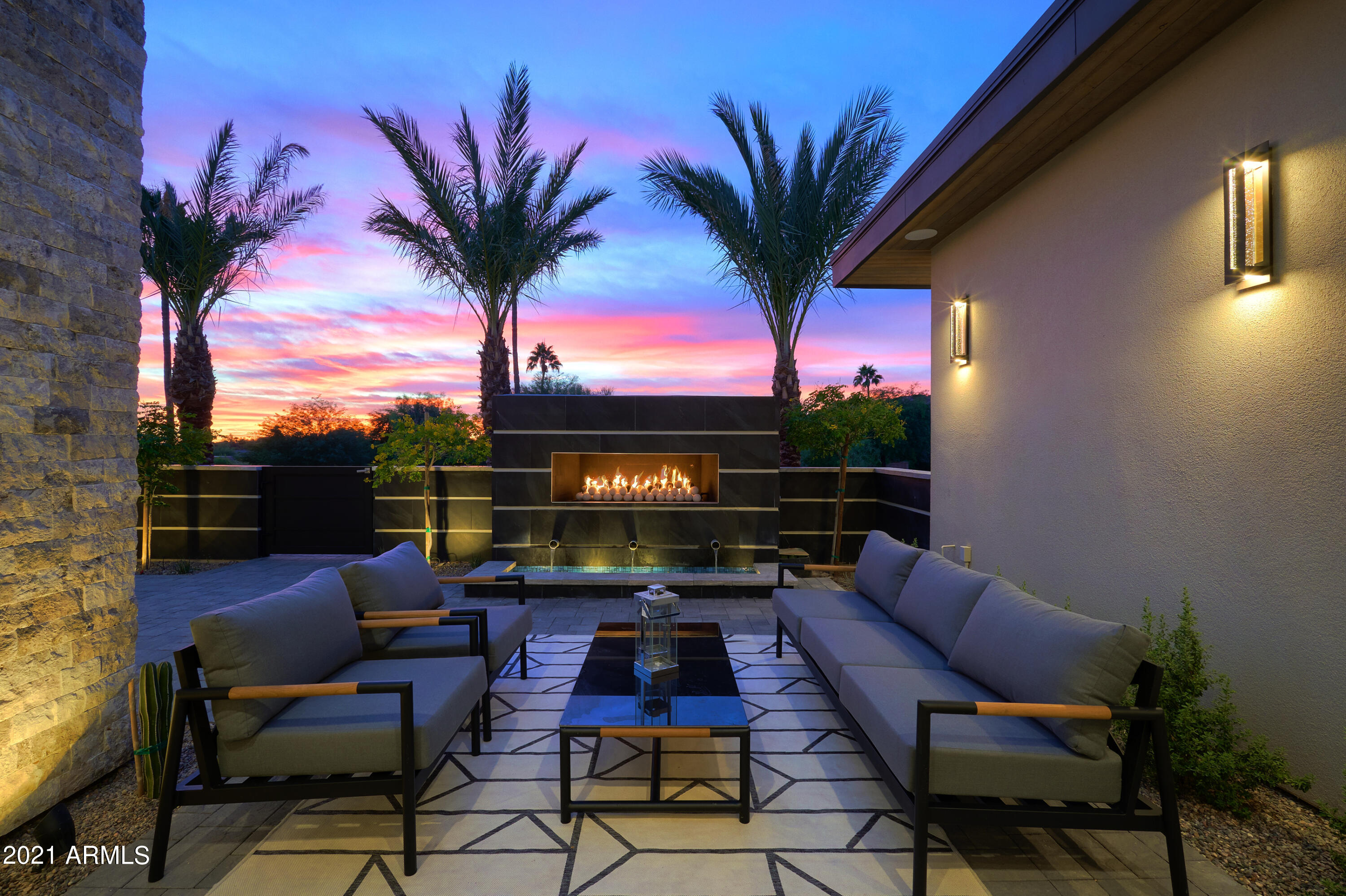 MIRADA LOS ARCOS - Residential