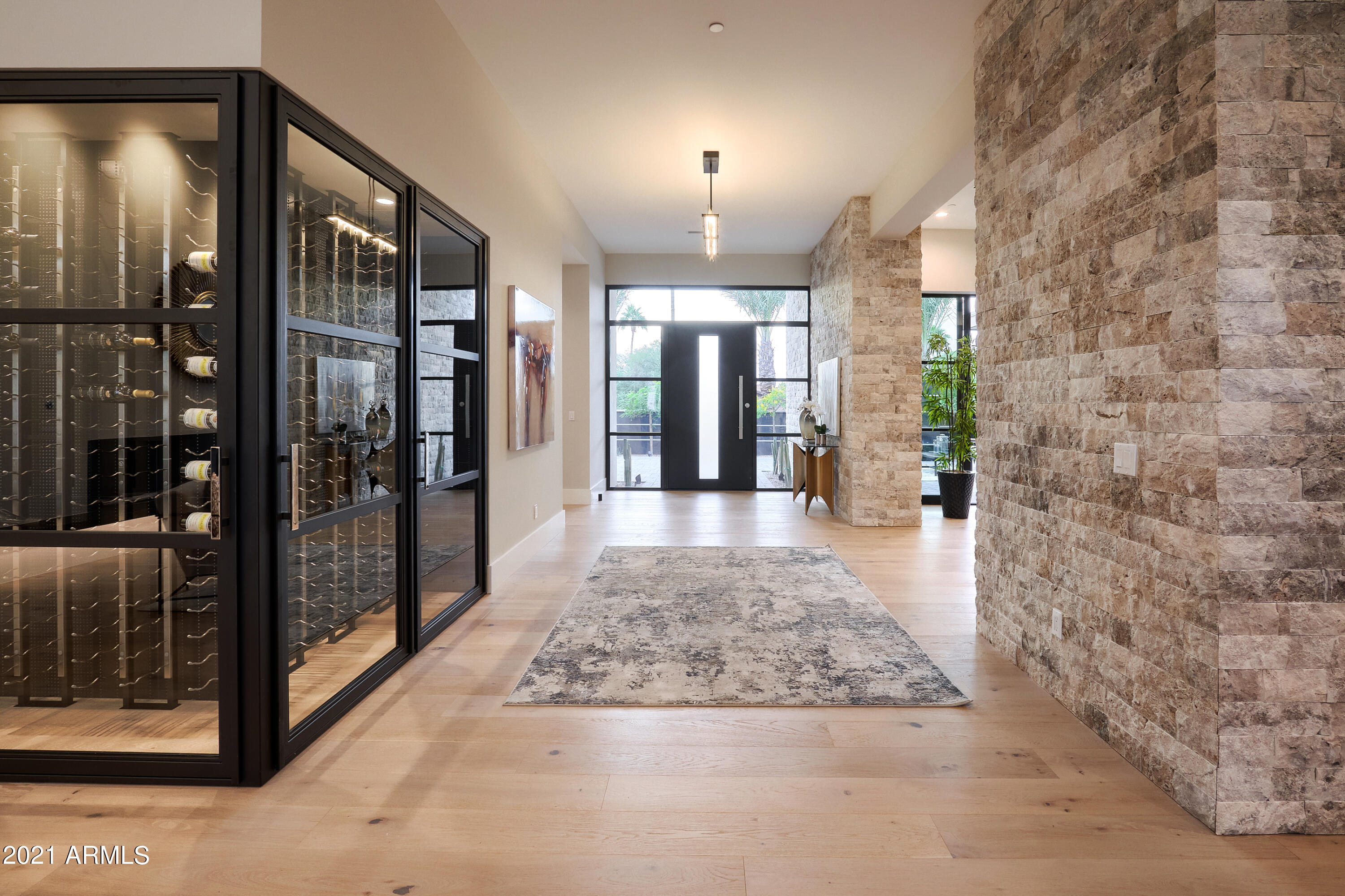 MIRADA LOS ARCOS - Residential