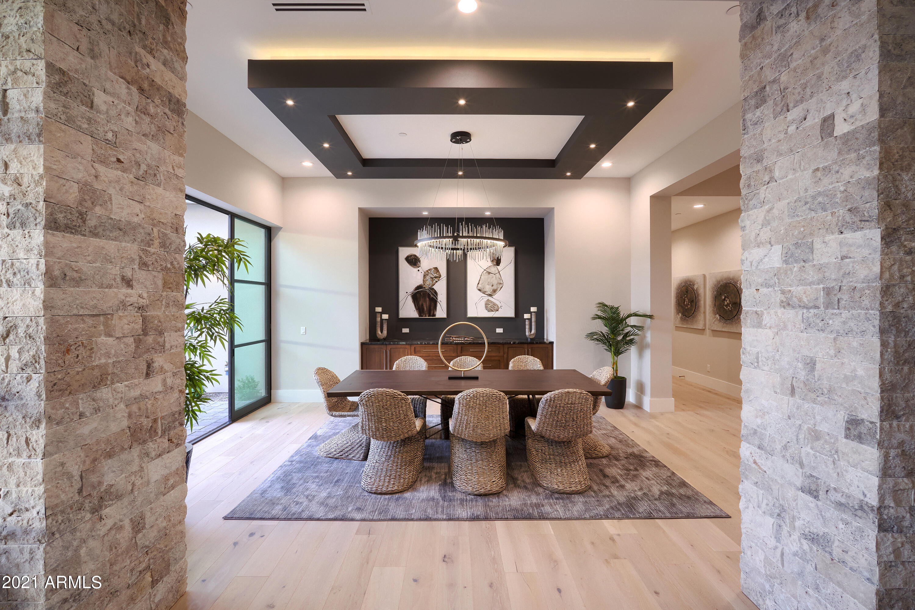 MIRADA LOS ARCOS - Residential