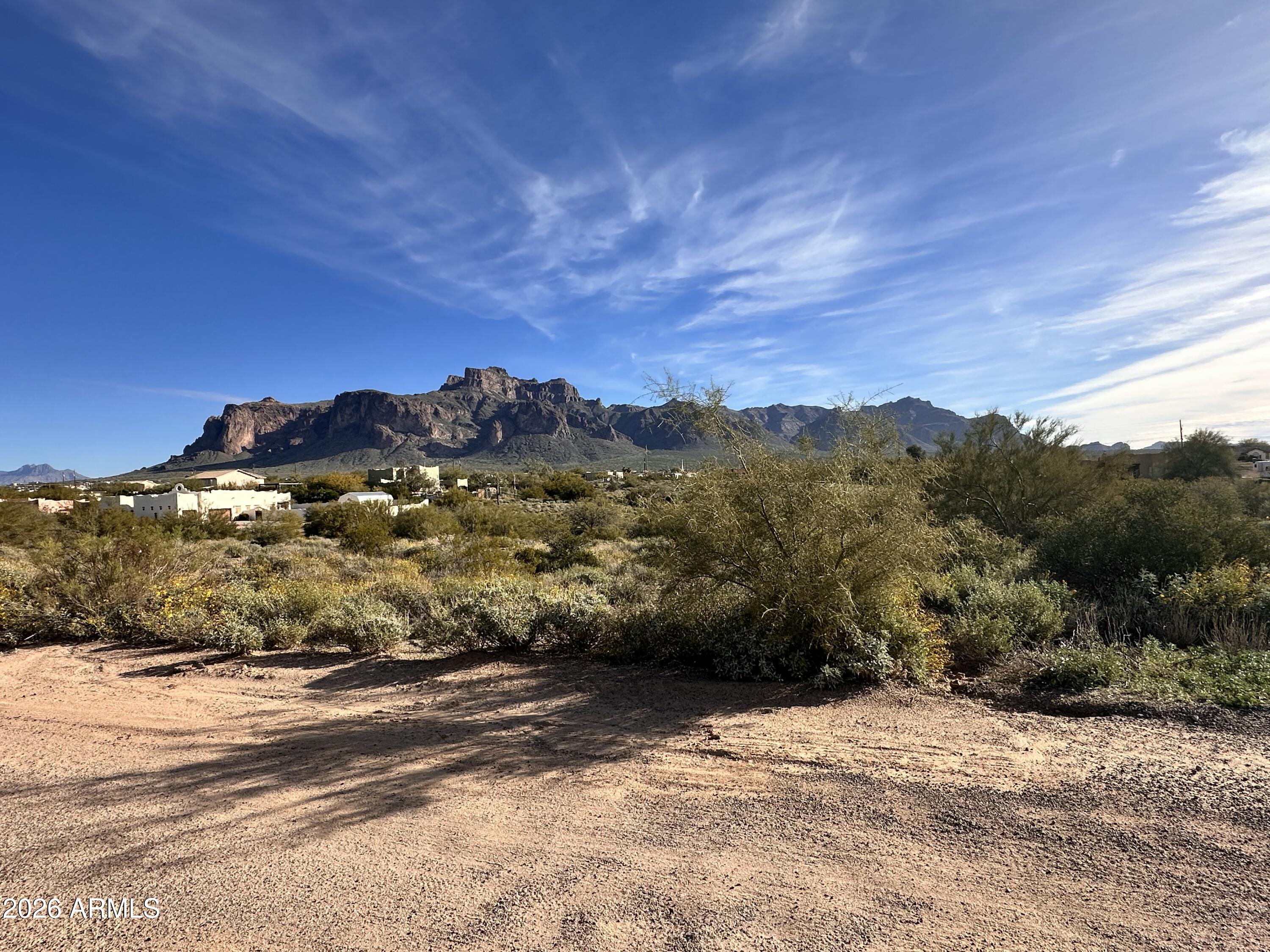 Wide open spaces, beautiful skies, and stunning mountain views define this exceptional lot. Ideally located near freeway access while still offering quiet serenity & a wonderful private setting. With ample room to build, it's an excellent opportunity to bring the Vision of your Dream home to life!