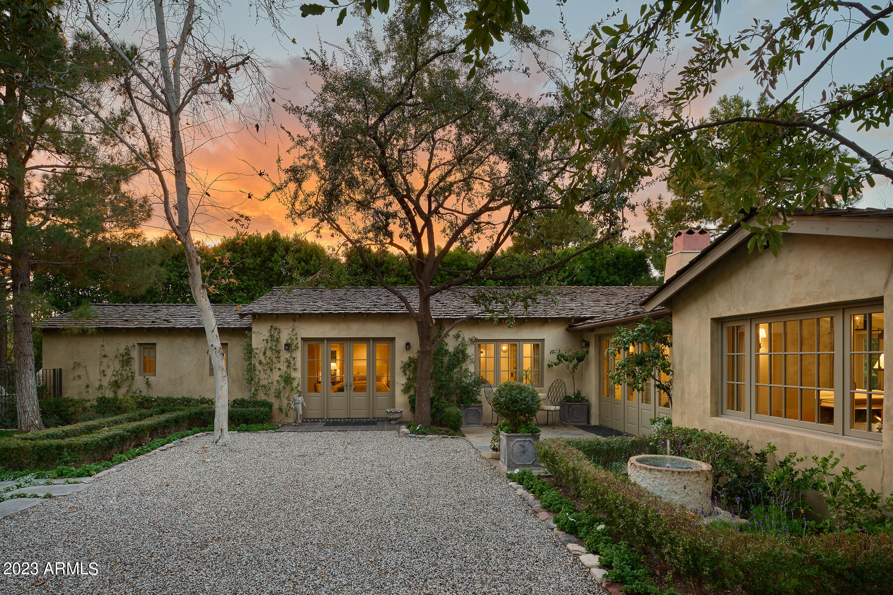 CASA LINDA 2 - Residential