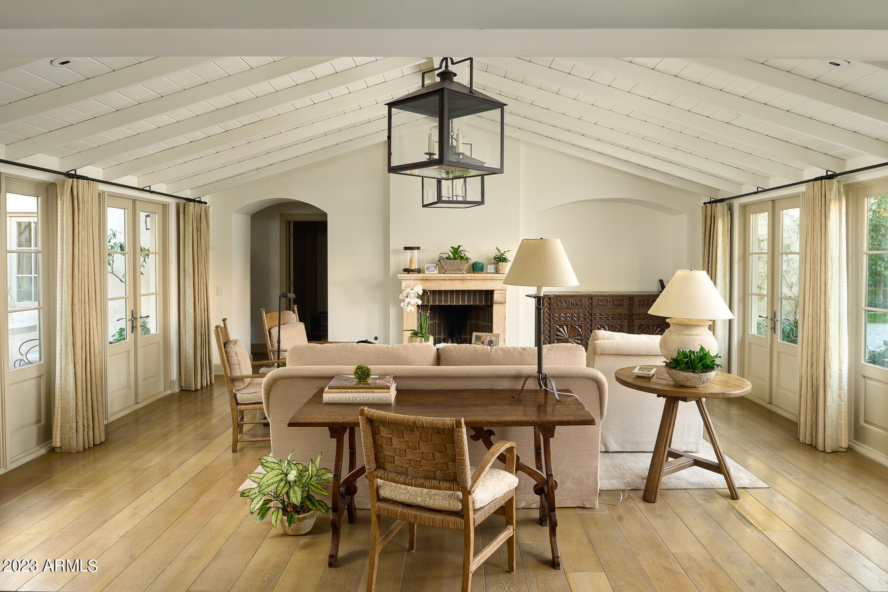 CASA LINDA 2 - Residential