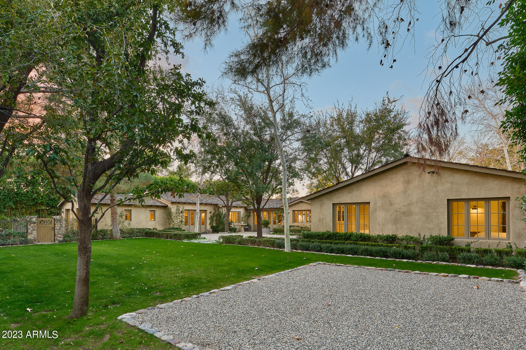 CASA LINDA 2 - Residential
