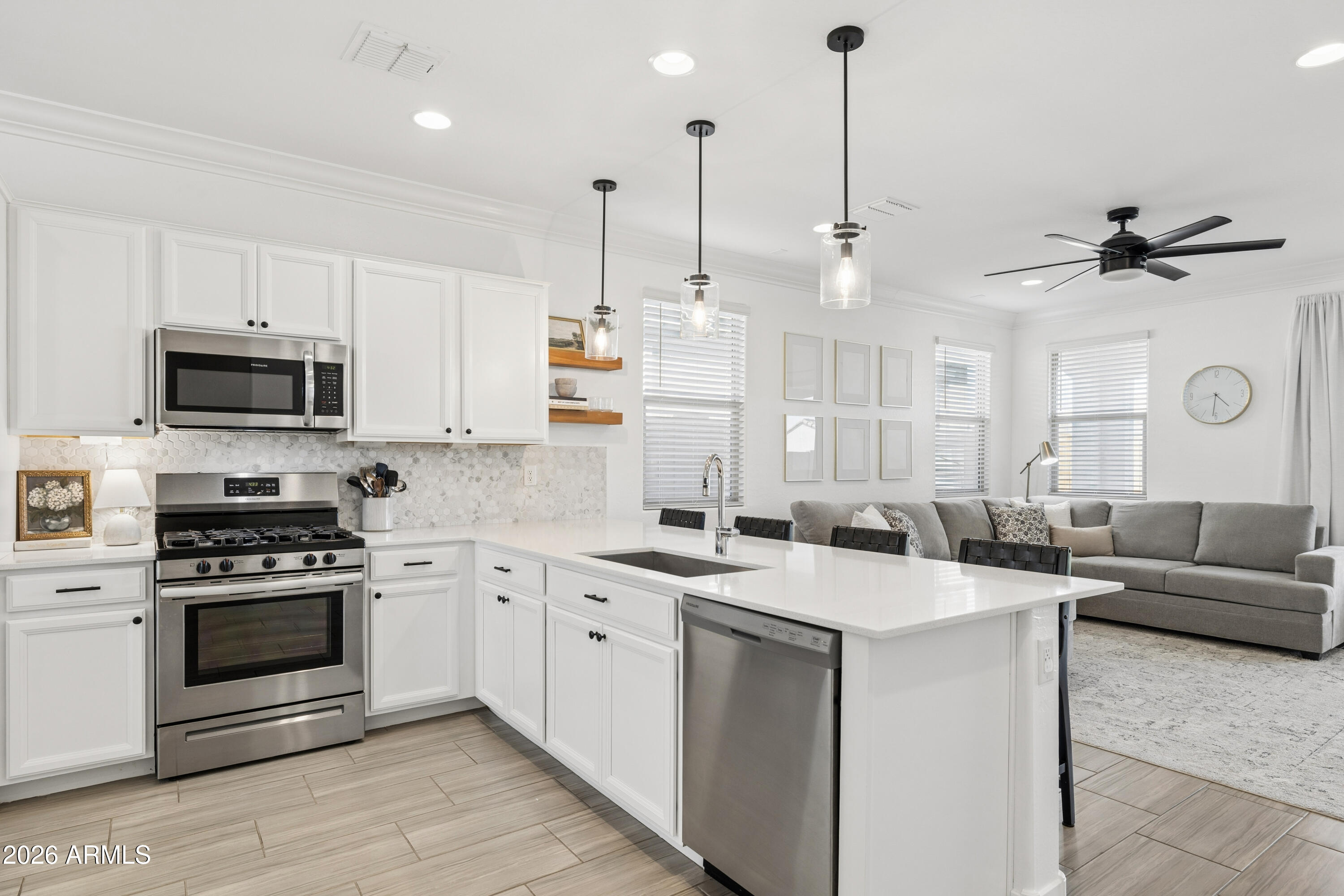 PERALTA CANYON - Residential