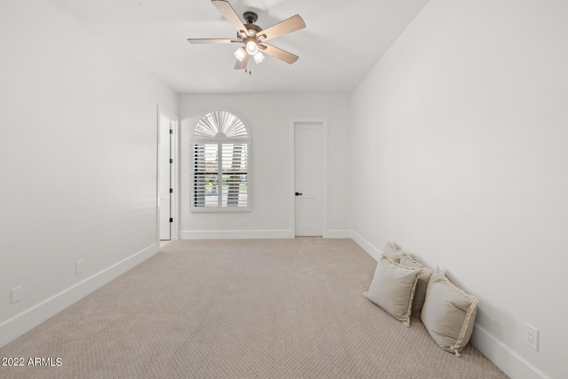 STONERIDGE MANOR 2 LOT 1-6 - Residential