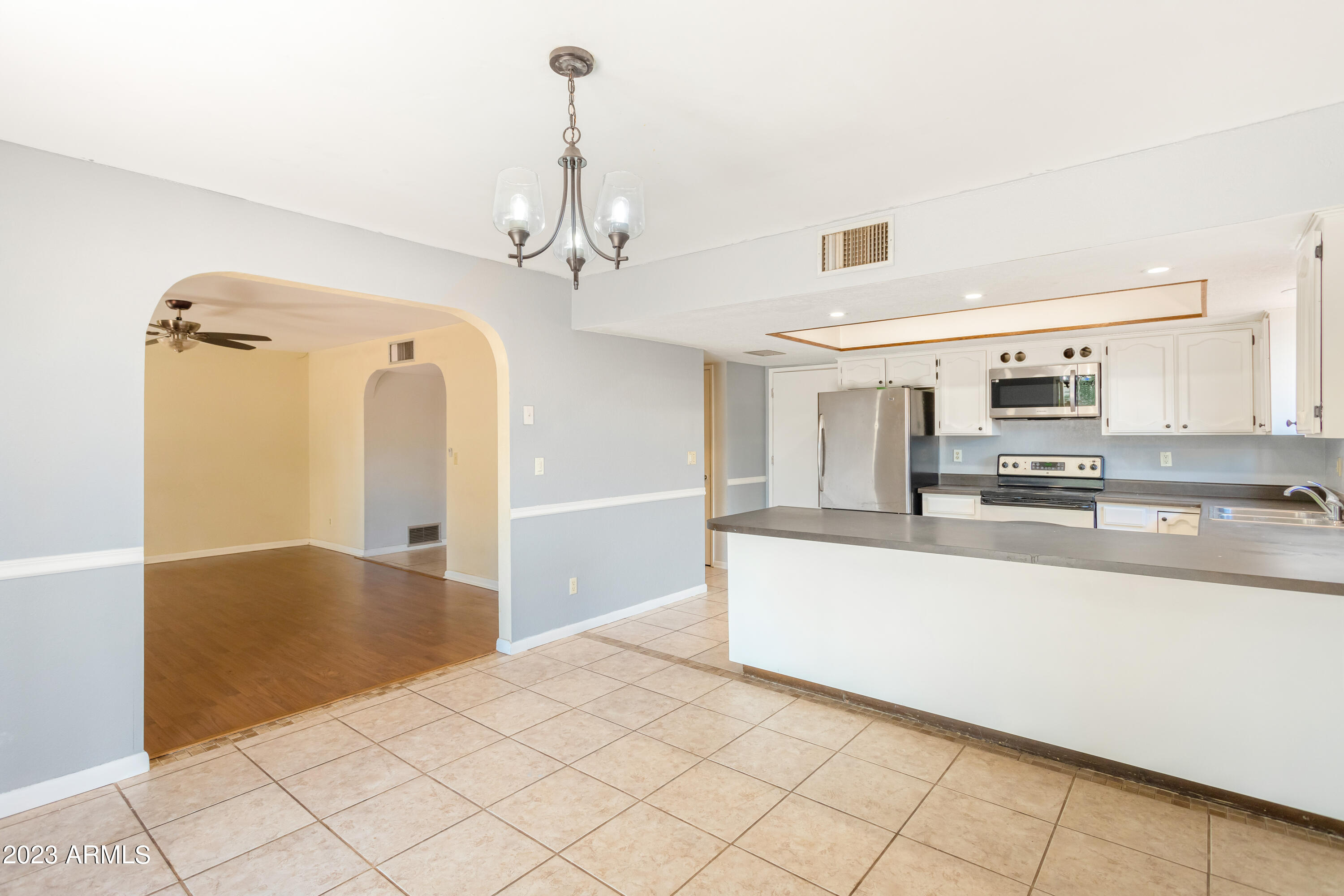 VISTA VILLAGE 5 - Residential