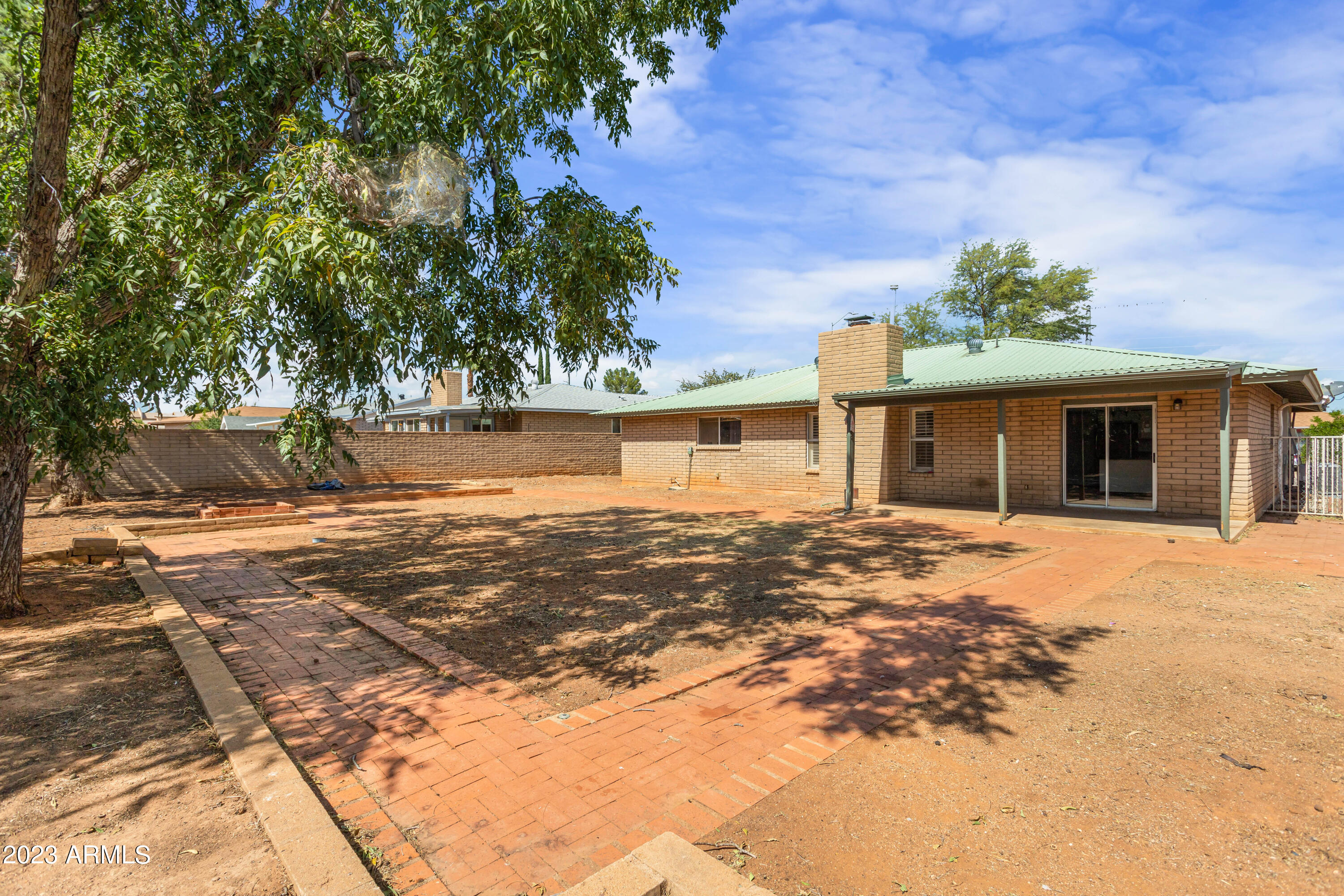 VISTA VILLAGE 5 - Residential