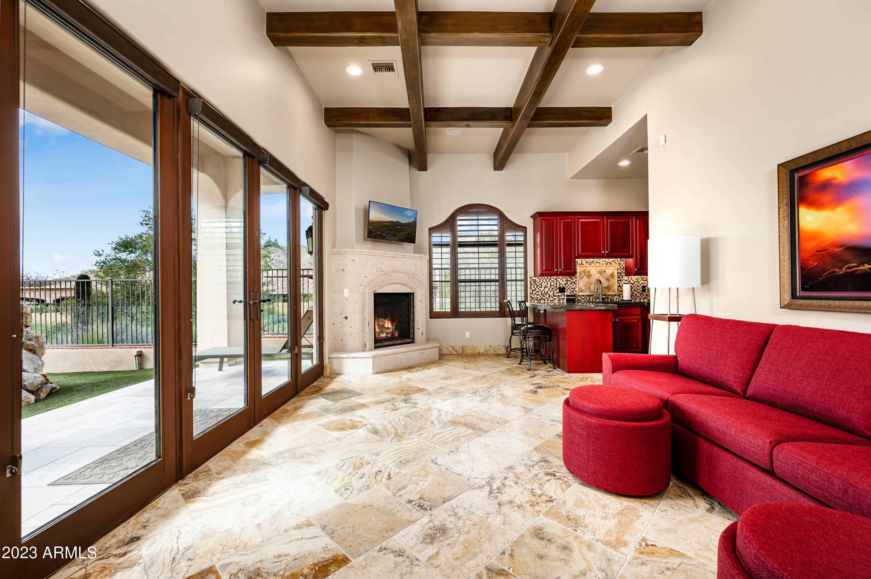 SIERRA HILLS - Residential