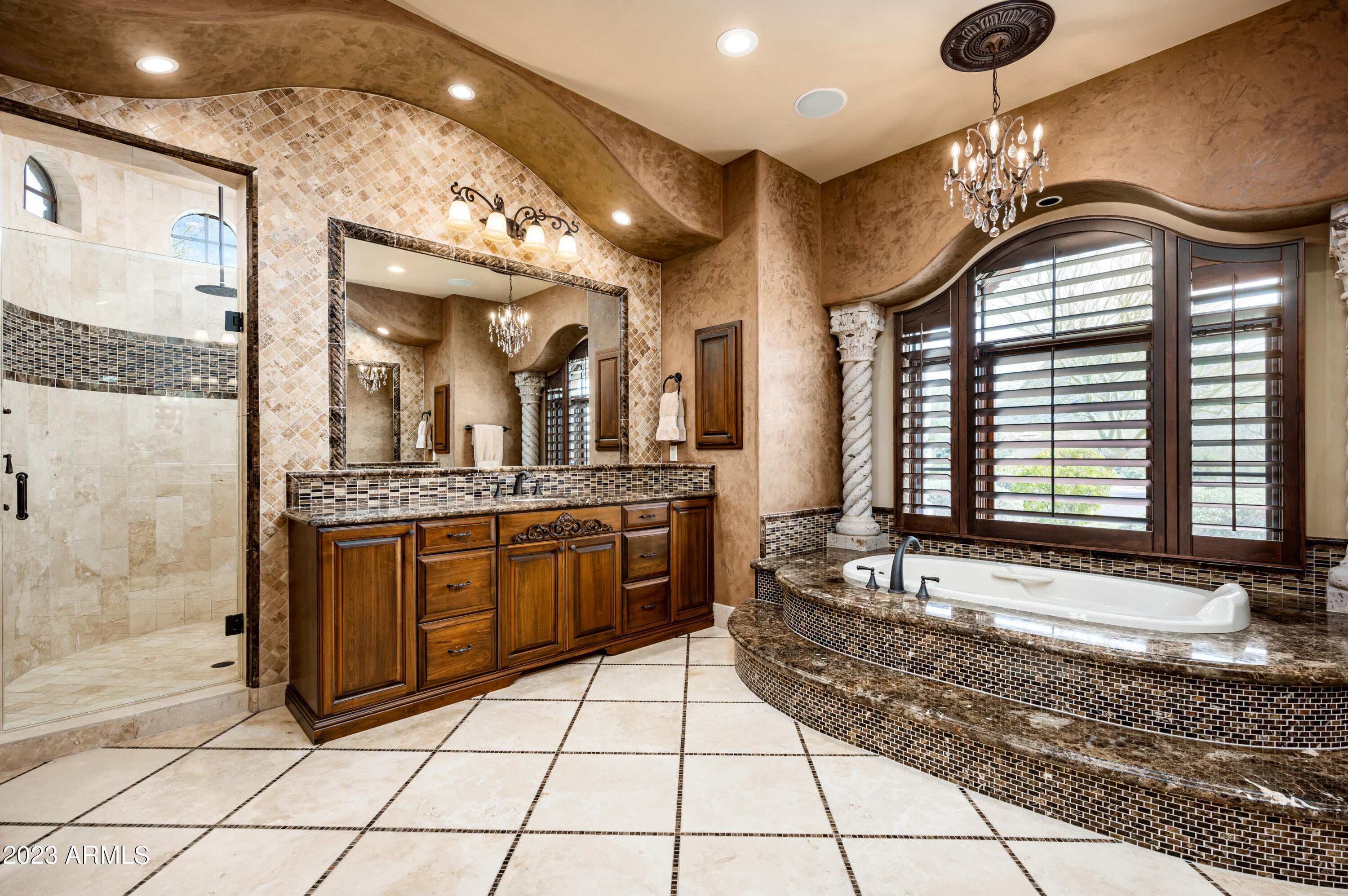 SIERRA HILLS - Residential