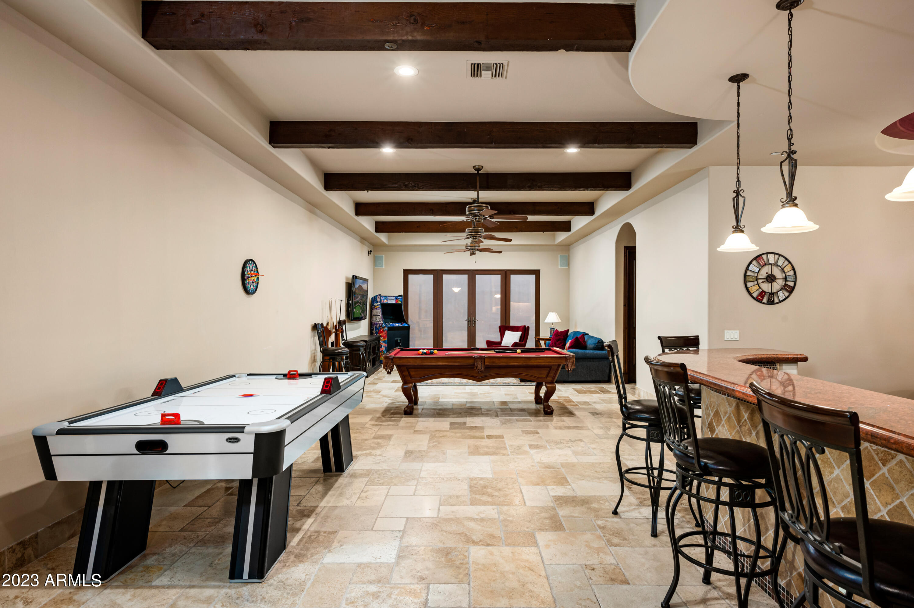 SIERRA HILLS - Residential