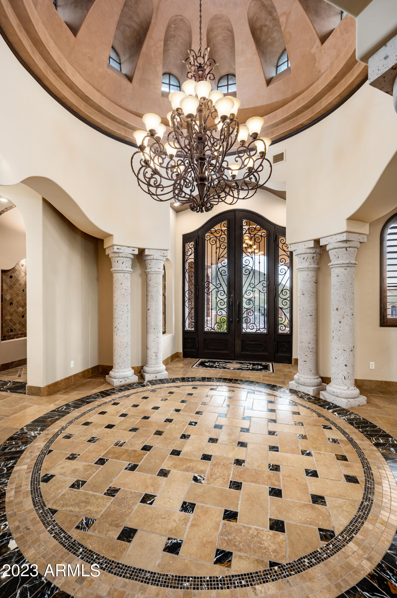 SIERRA HILLS - Residential
