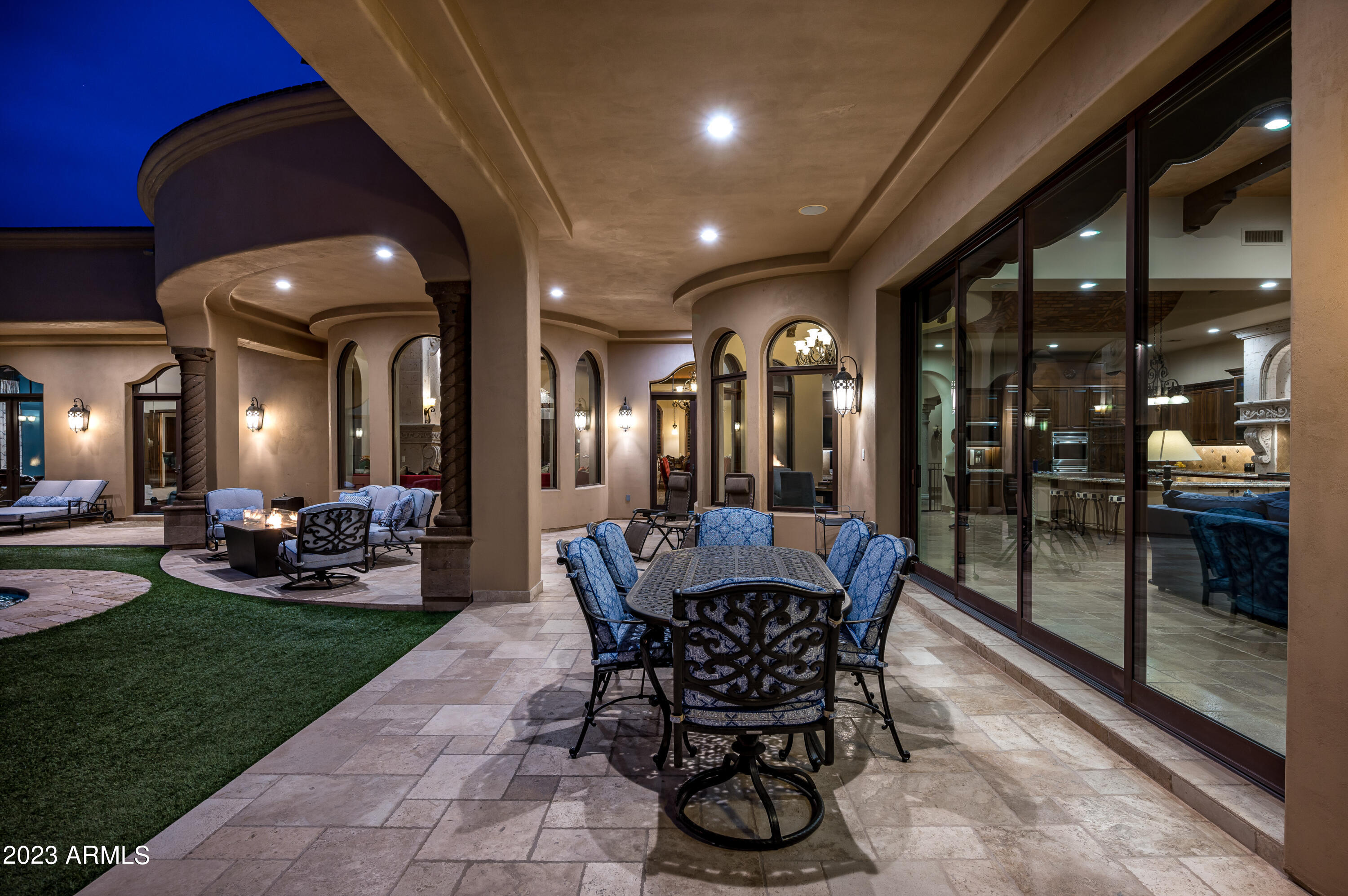 SIERRA HILLS - Residential