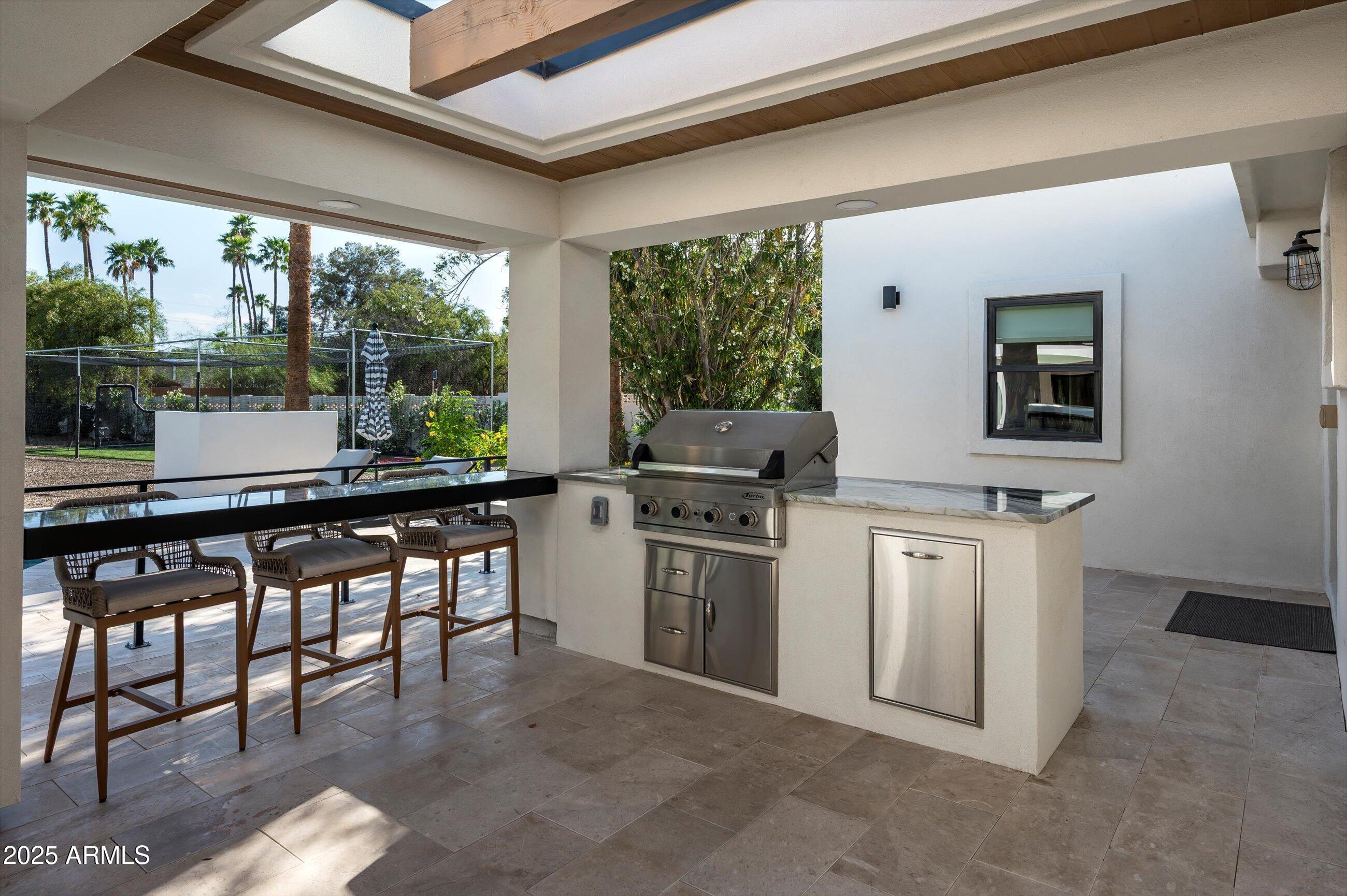 LA TIERRA ESTATES AMD - Residential