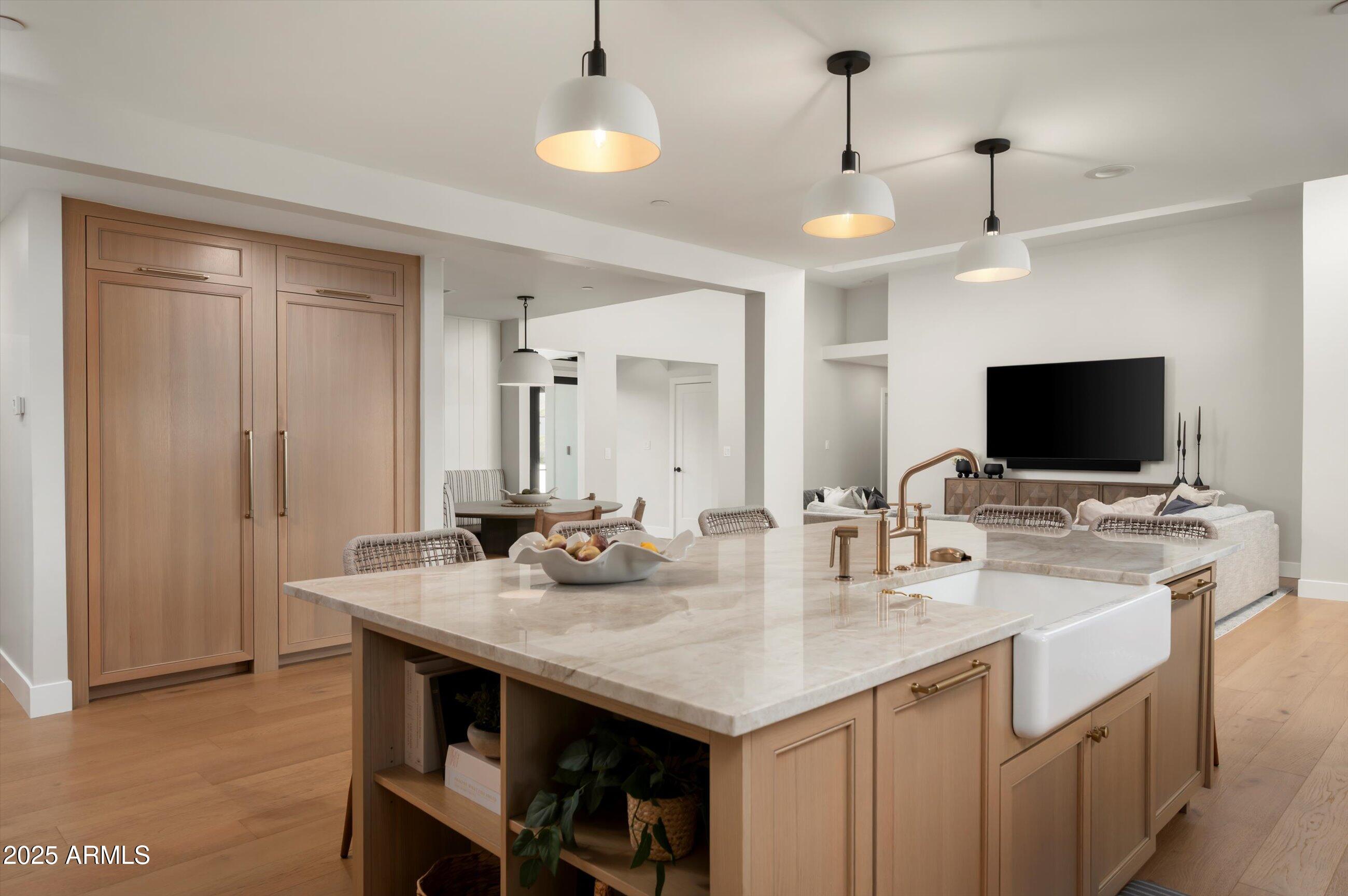 LA TIERRA ESTATES AMD - Residential